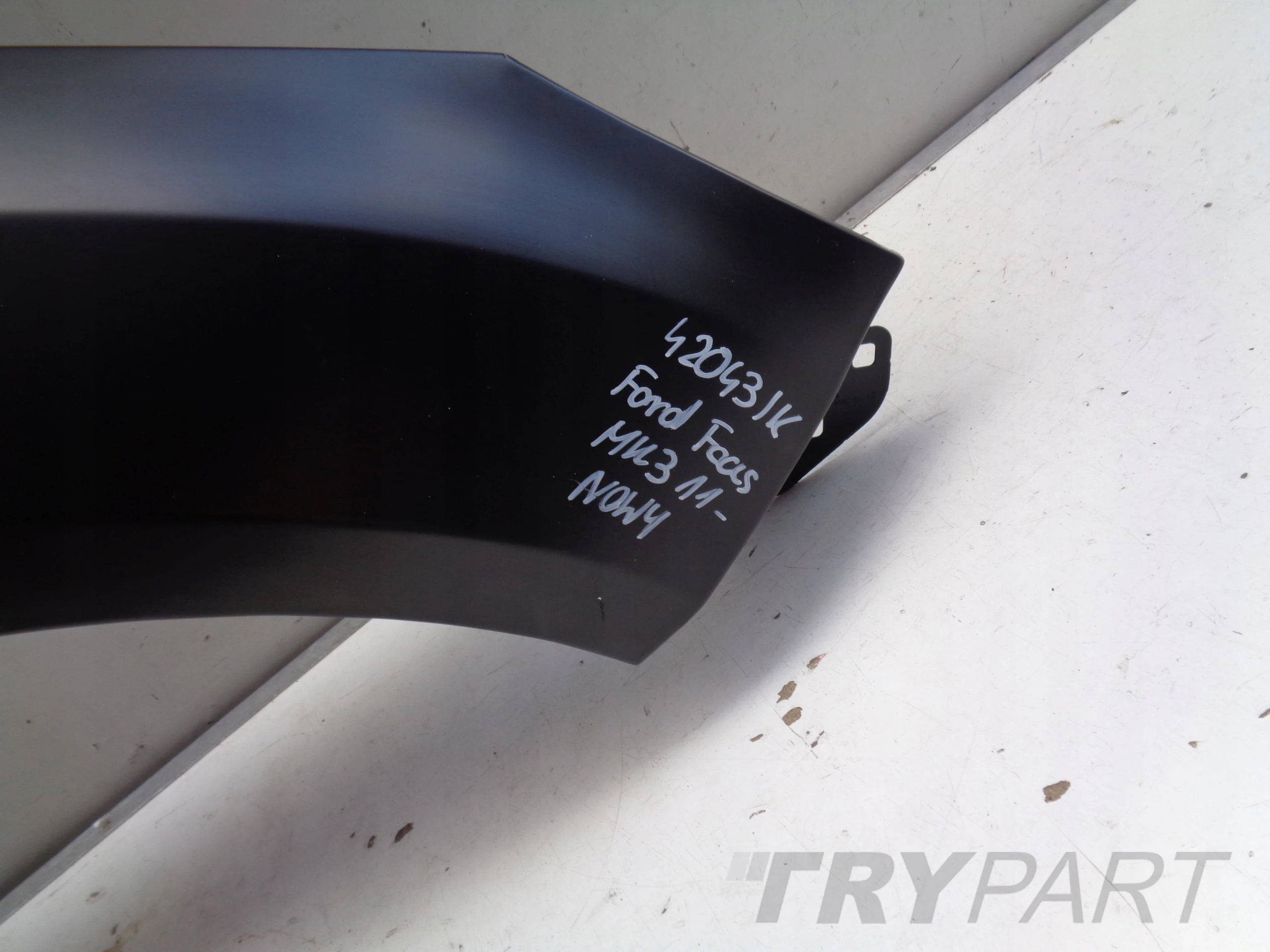 NEW FRONT RIGHT FENDER FORD FOCUS MK3 11- NO. 42043