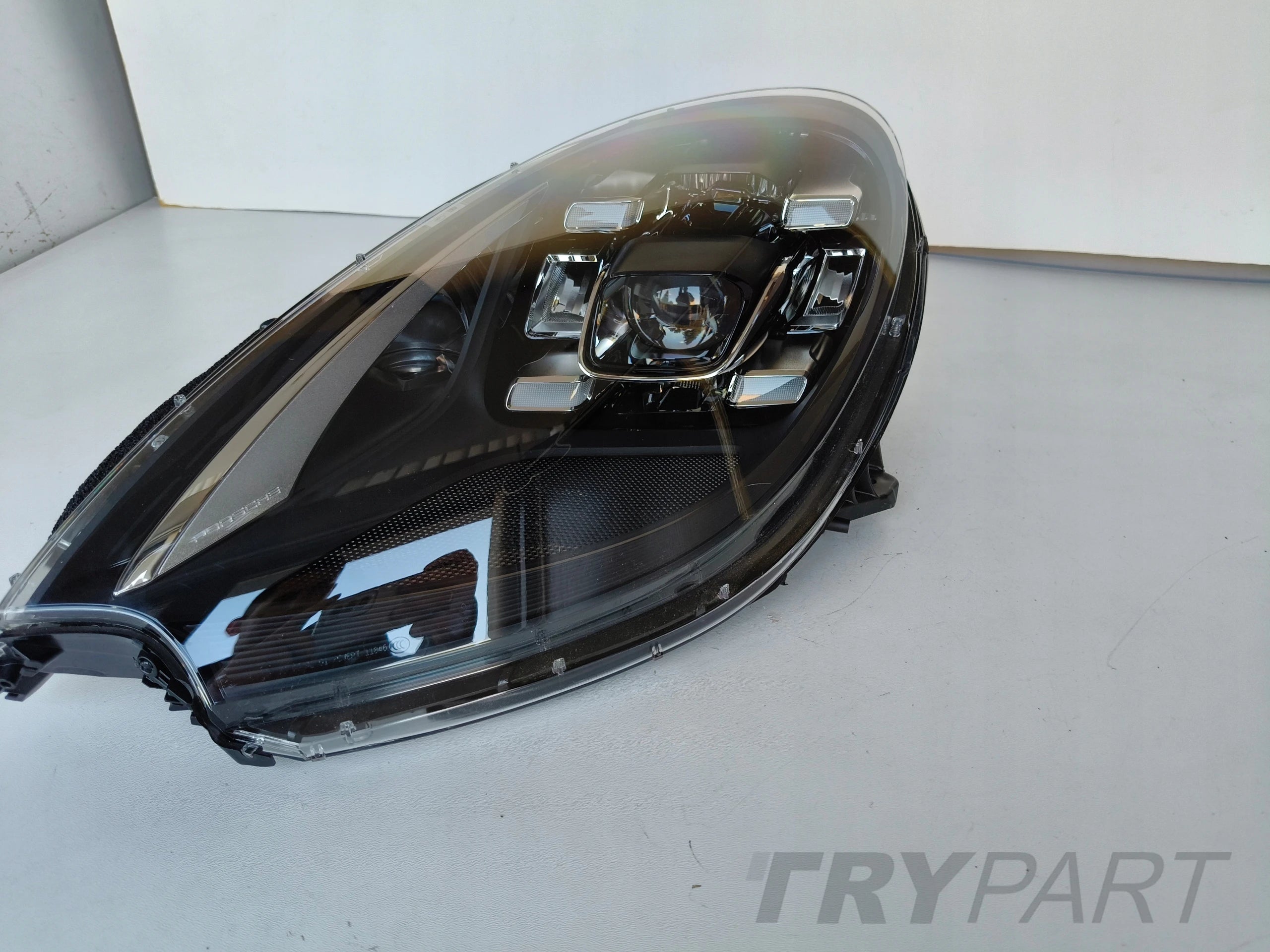 NEW LEFT HEADLIGHT LAMP FOR PORSCHE MACAN GTS TURBO FULL LED