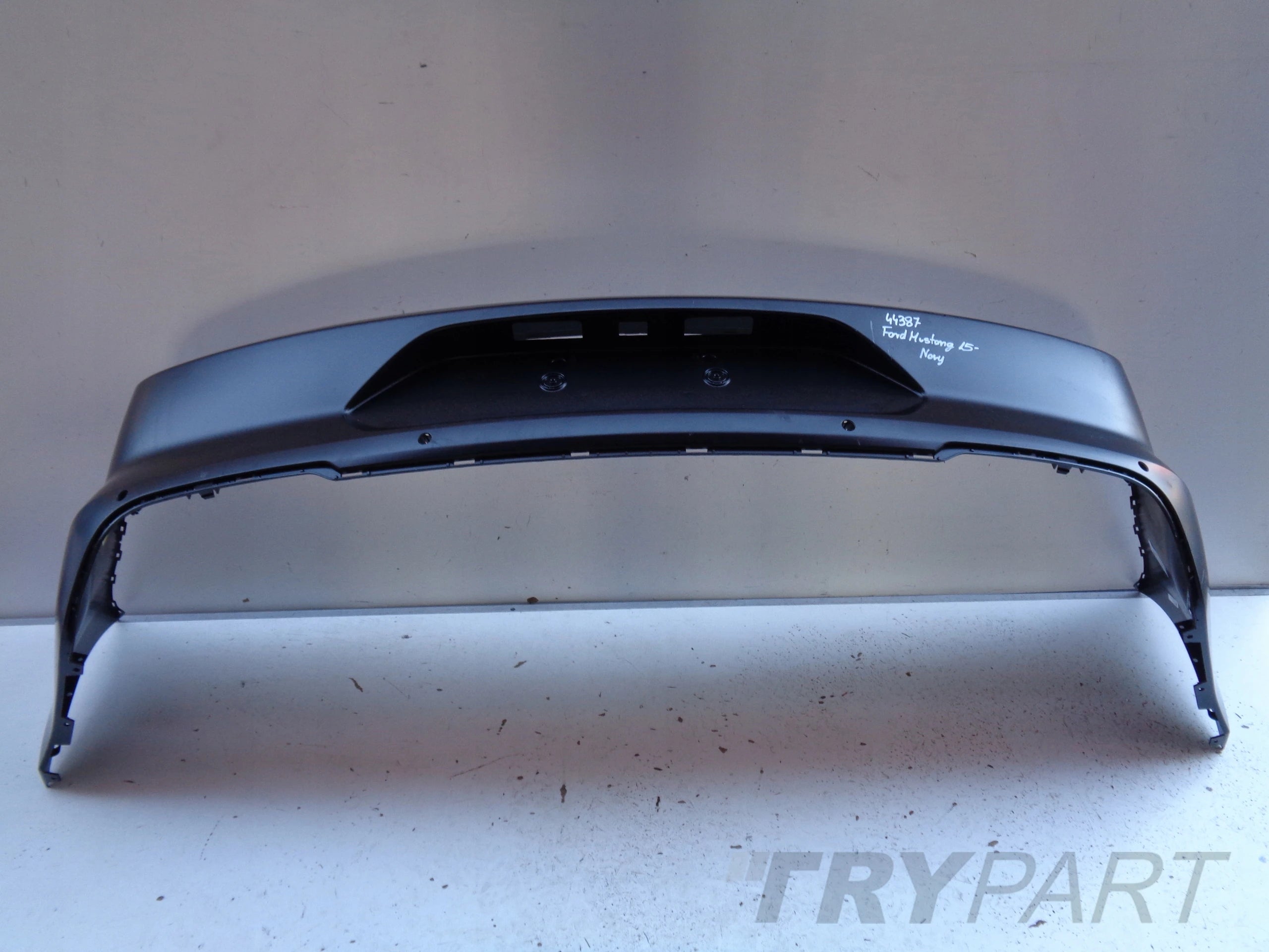 NEW REAR BUMPER FORD MUSTANG 15- NO. 44387