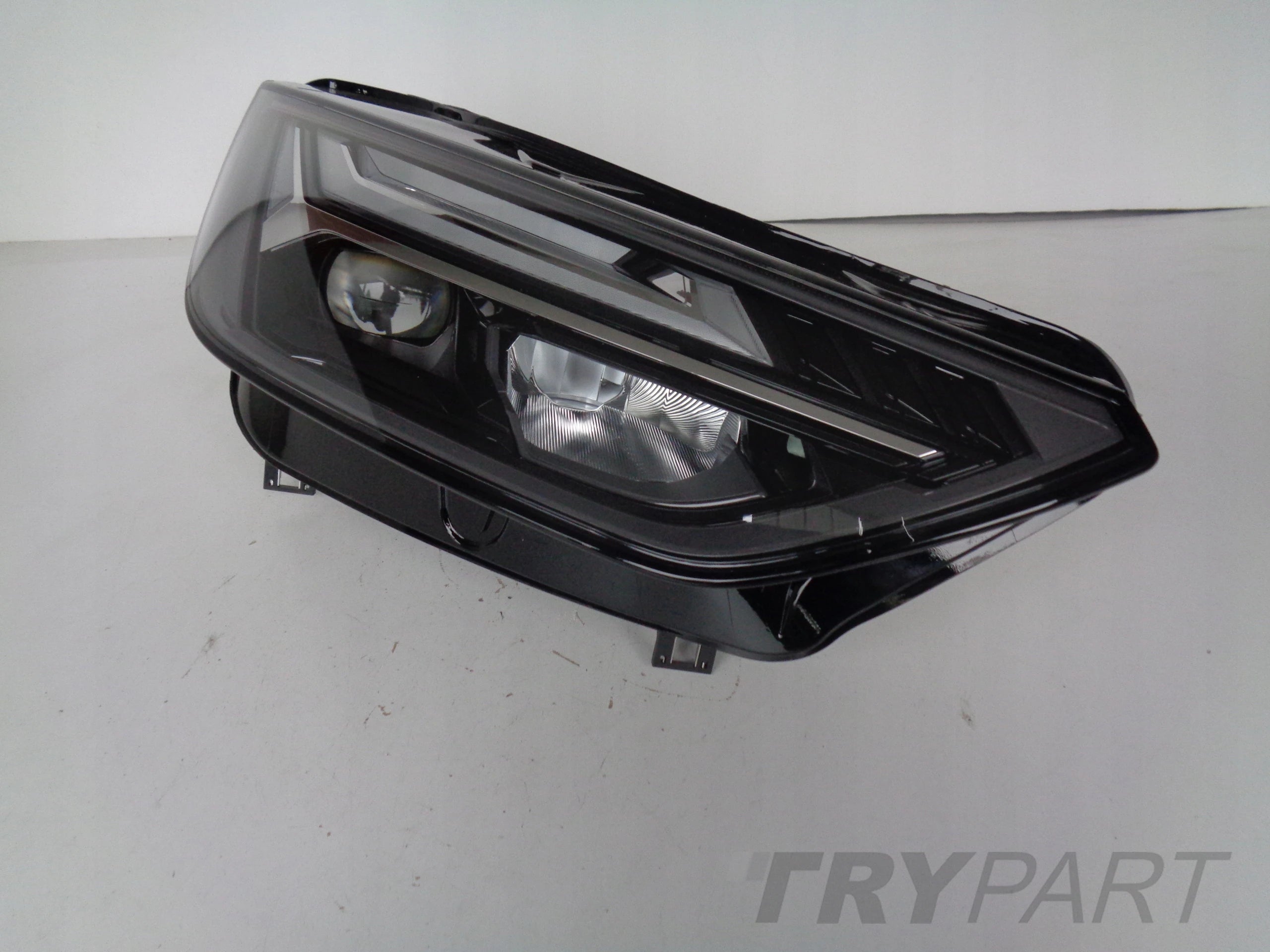 NEW RIGHT HEADLIGHT LAMP AUDI Q5 II 80A 20- FACELIFT FULL LED