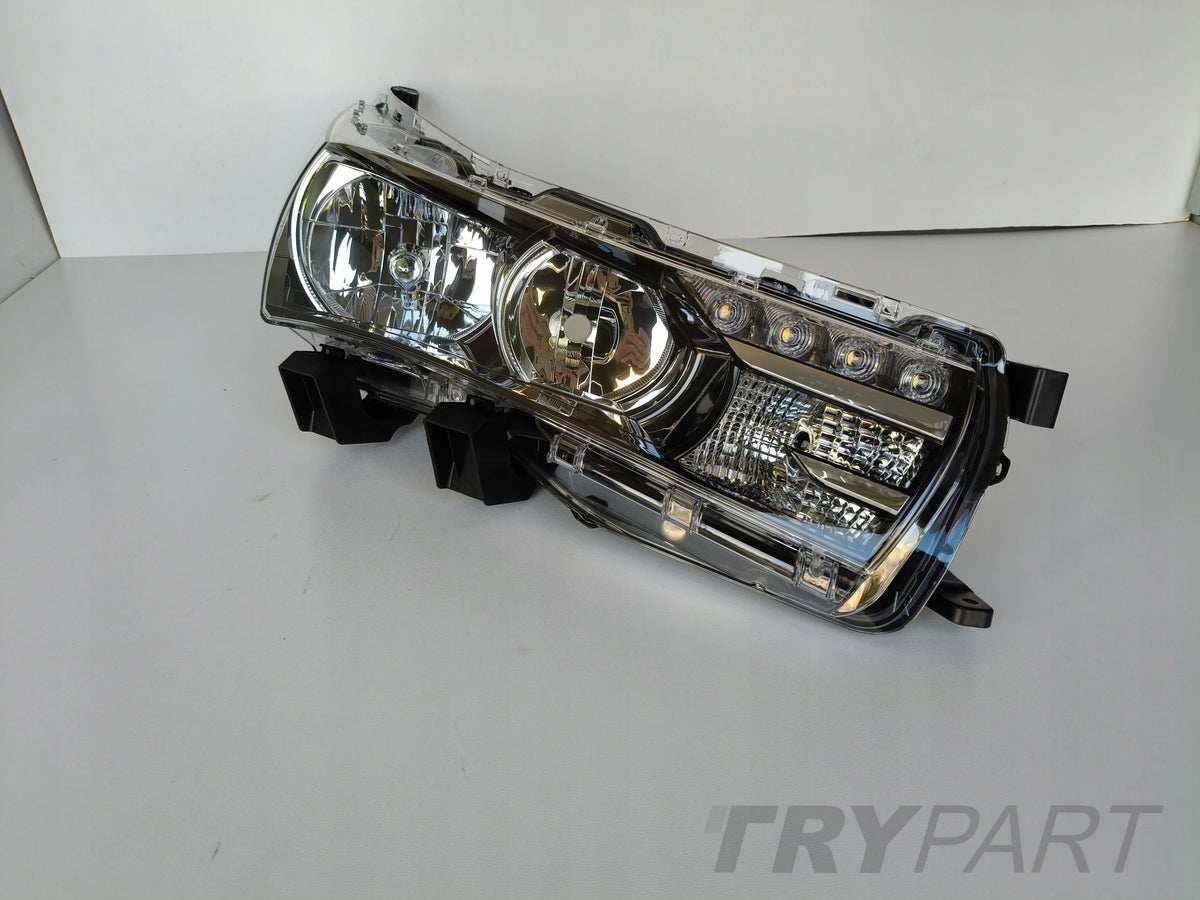 NEW RIGHT HEADLIGHT LAMP TOYOTA COROLLA E16 LED