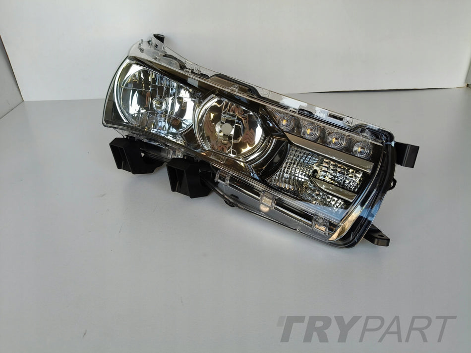 NEW RIGHT HEADLIGHT LAMP TOYOTA COROLLA E16 LED