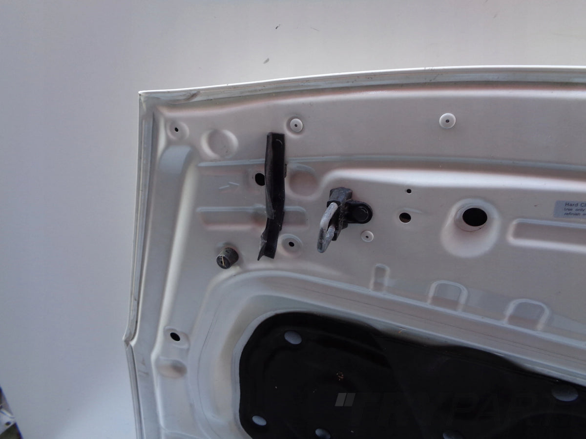 NISSAN GTR ENGINE HOOD ASSEMBLY NO. 48658