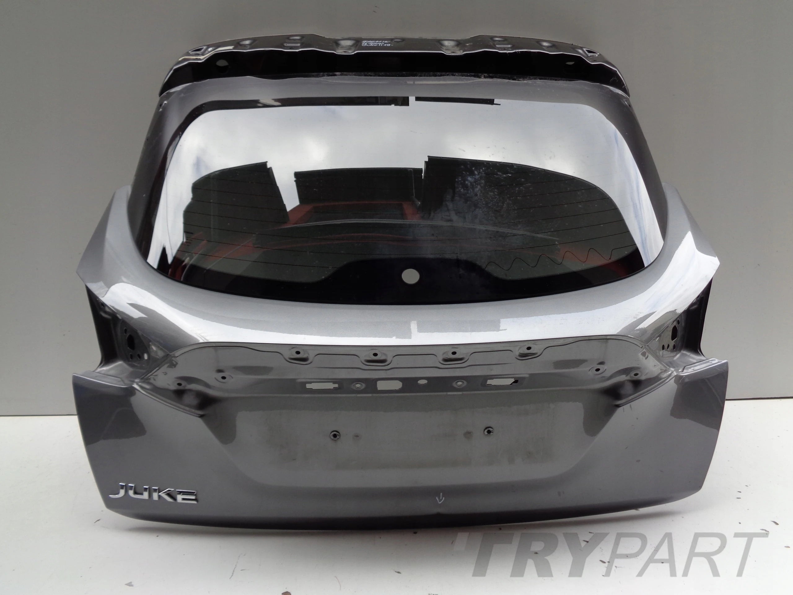 NISSAN JUKE II 19- Tailgate with glass No. 51611