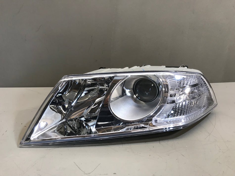 Skoda Octavia 2004-2008 Front Left Headlight ( RHD ) ( New ) 1Z1941017D