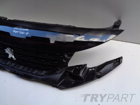 PEUGEOT RIFTER 18- Grille Cover