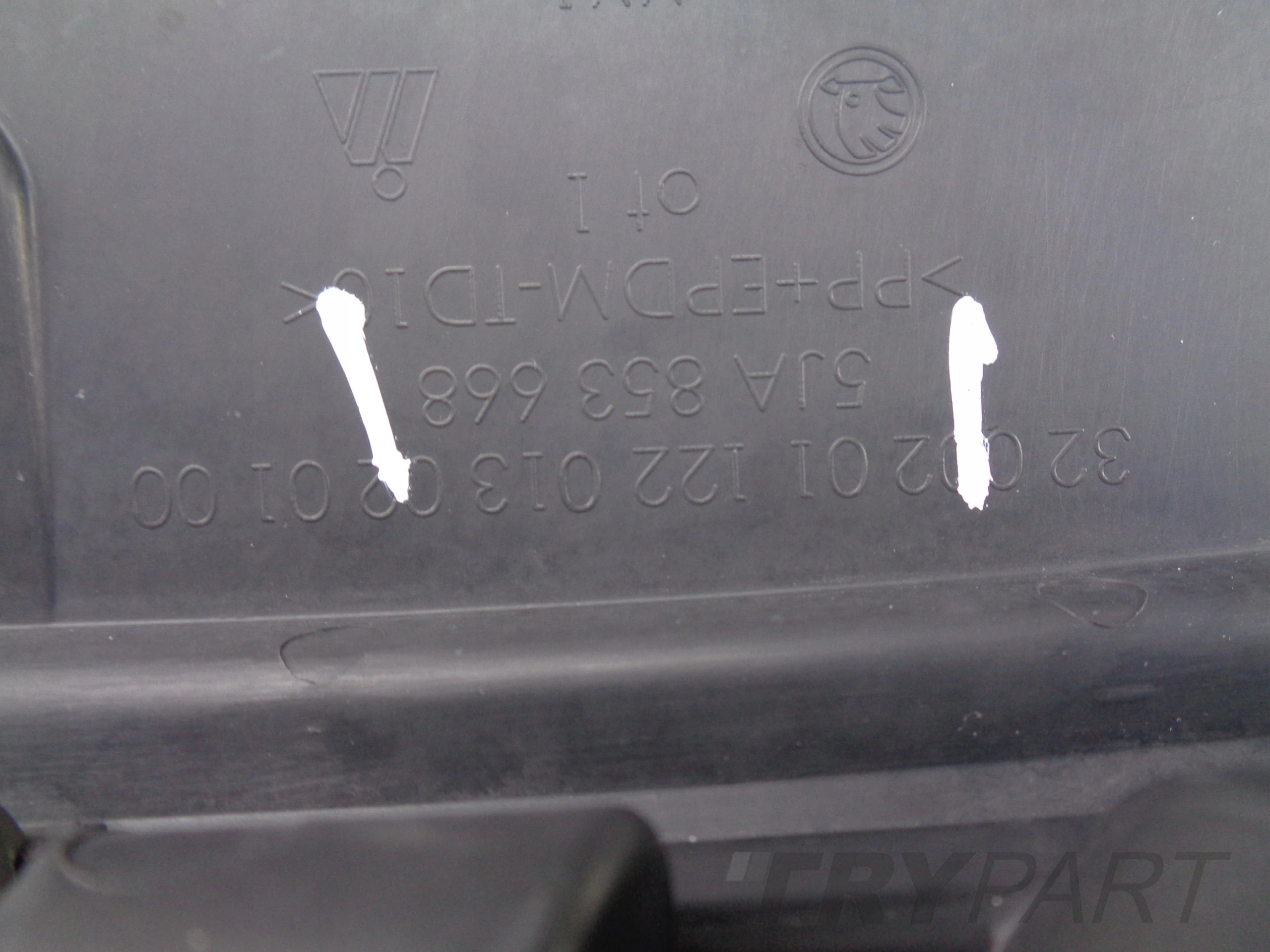 Radiator Grille for SKODA RAPID 5JA 12-