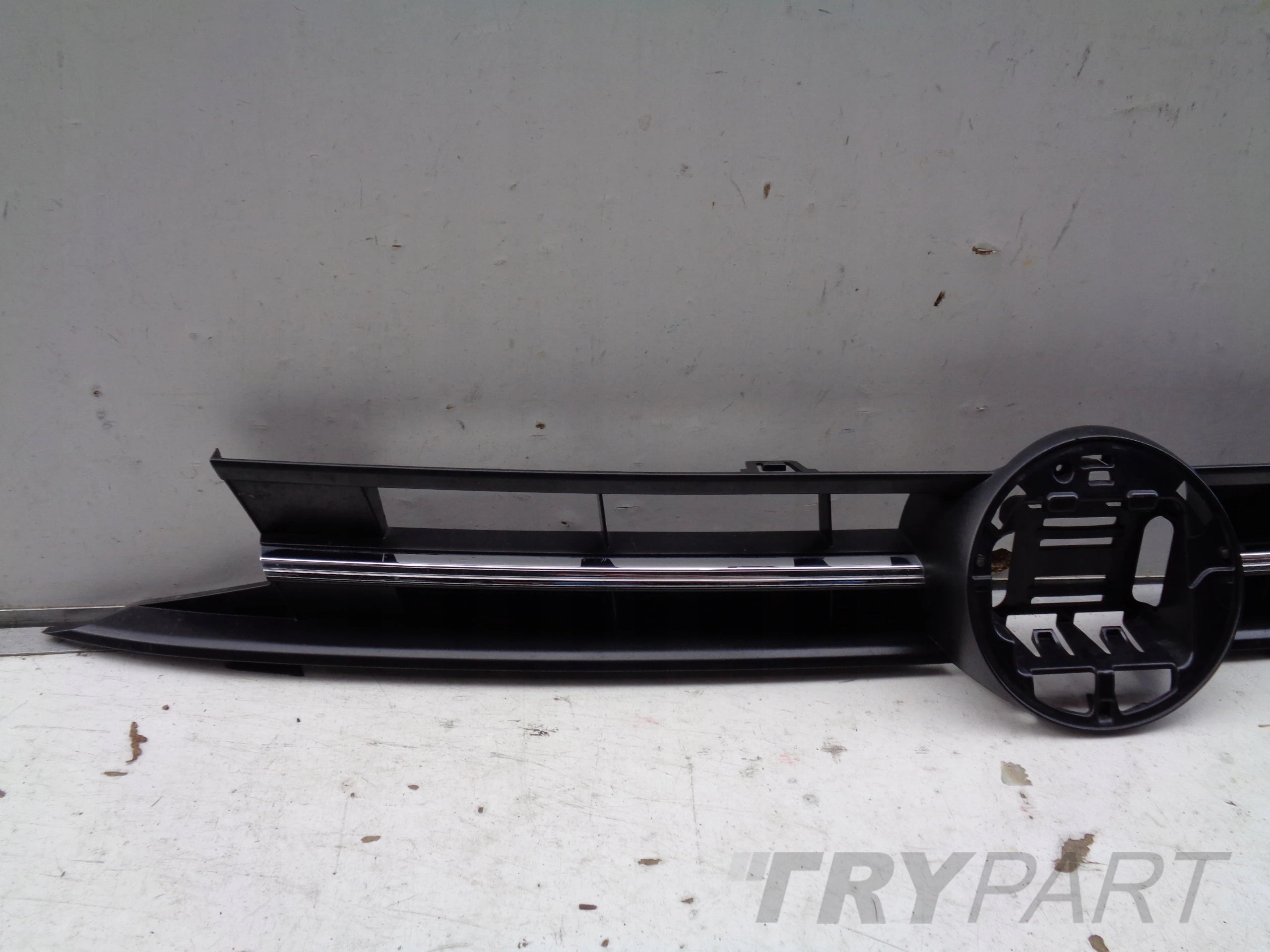 Radiator Grille VW Polo 2G 2G0 17-