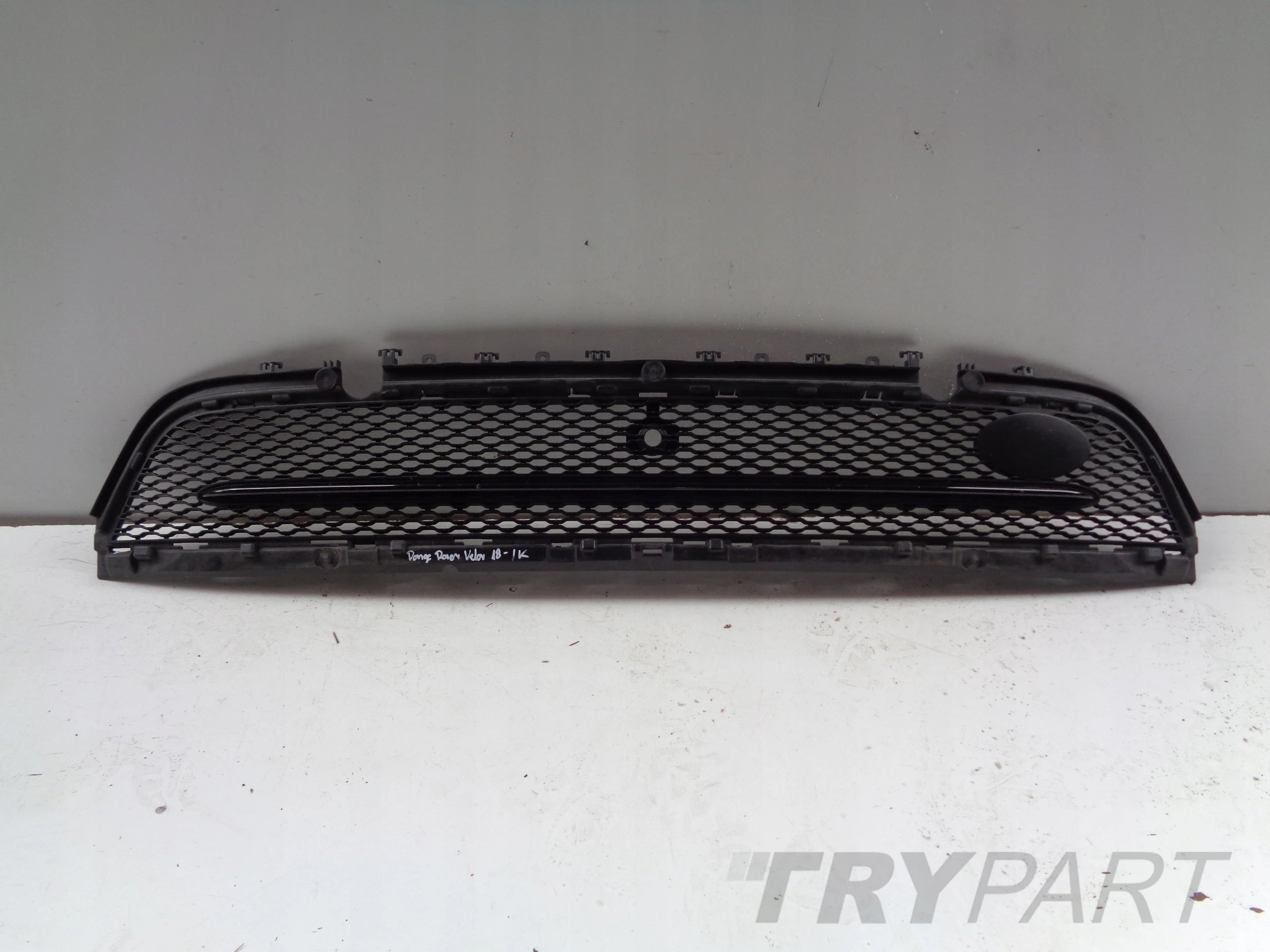 RANGE ROVER VELAR Bumper Grille 18-