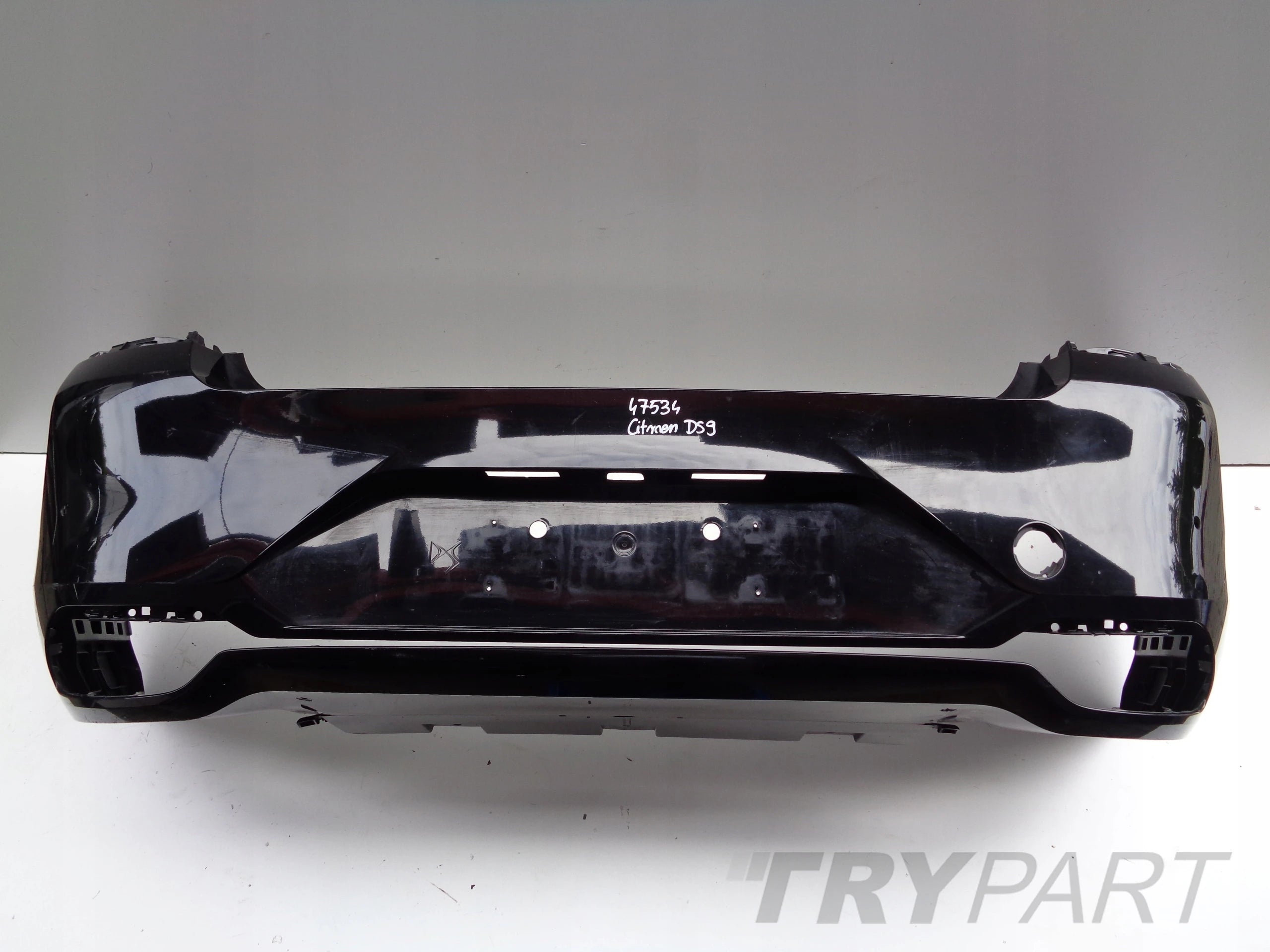 REAR BUMPER CITROEN DS9 NO. 47534