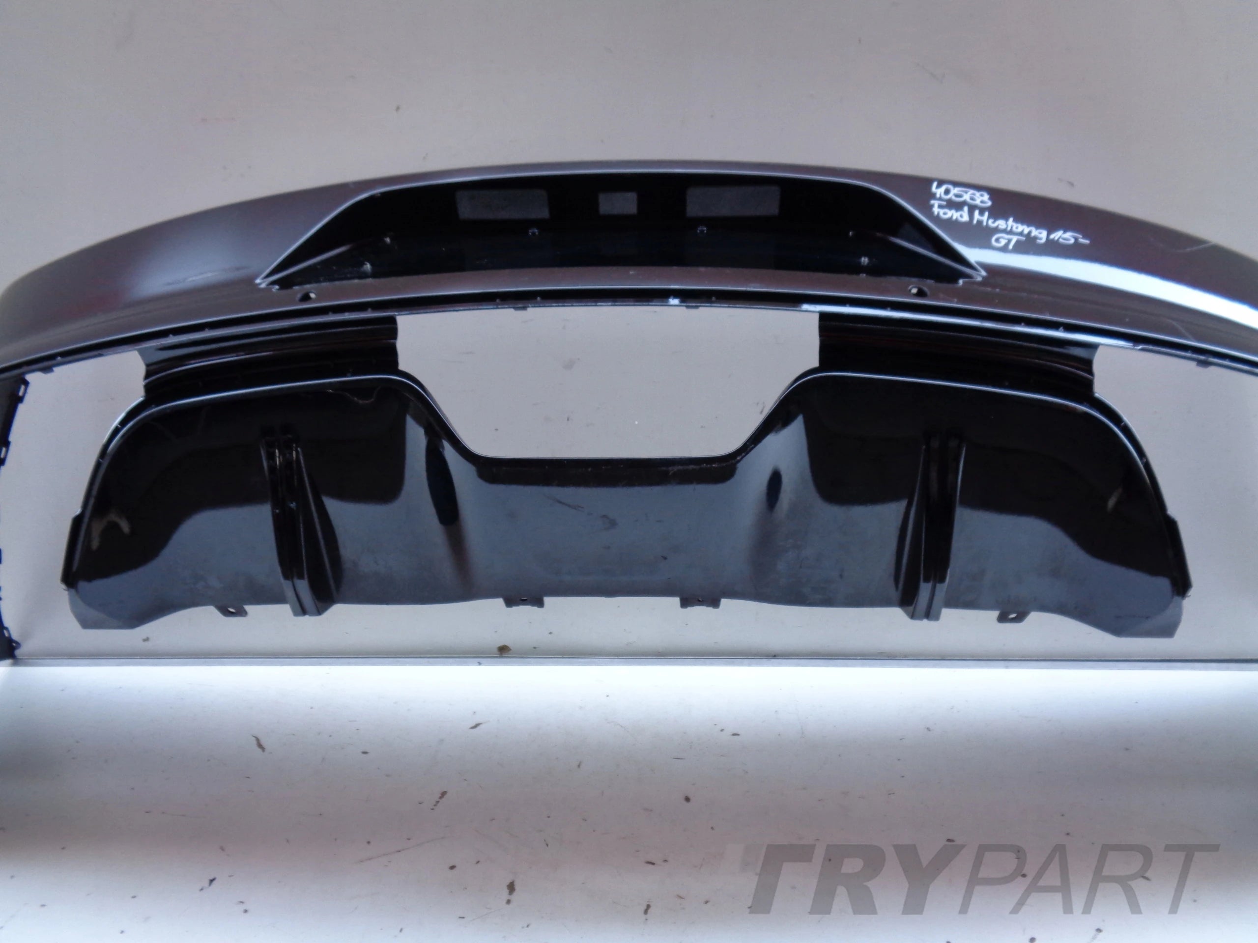 REAR BUMPER FORD MUSTANG GT 15- NO. 40568
