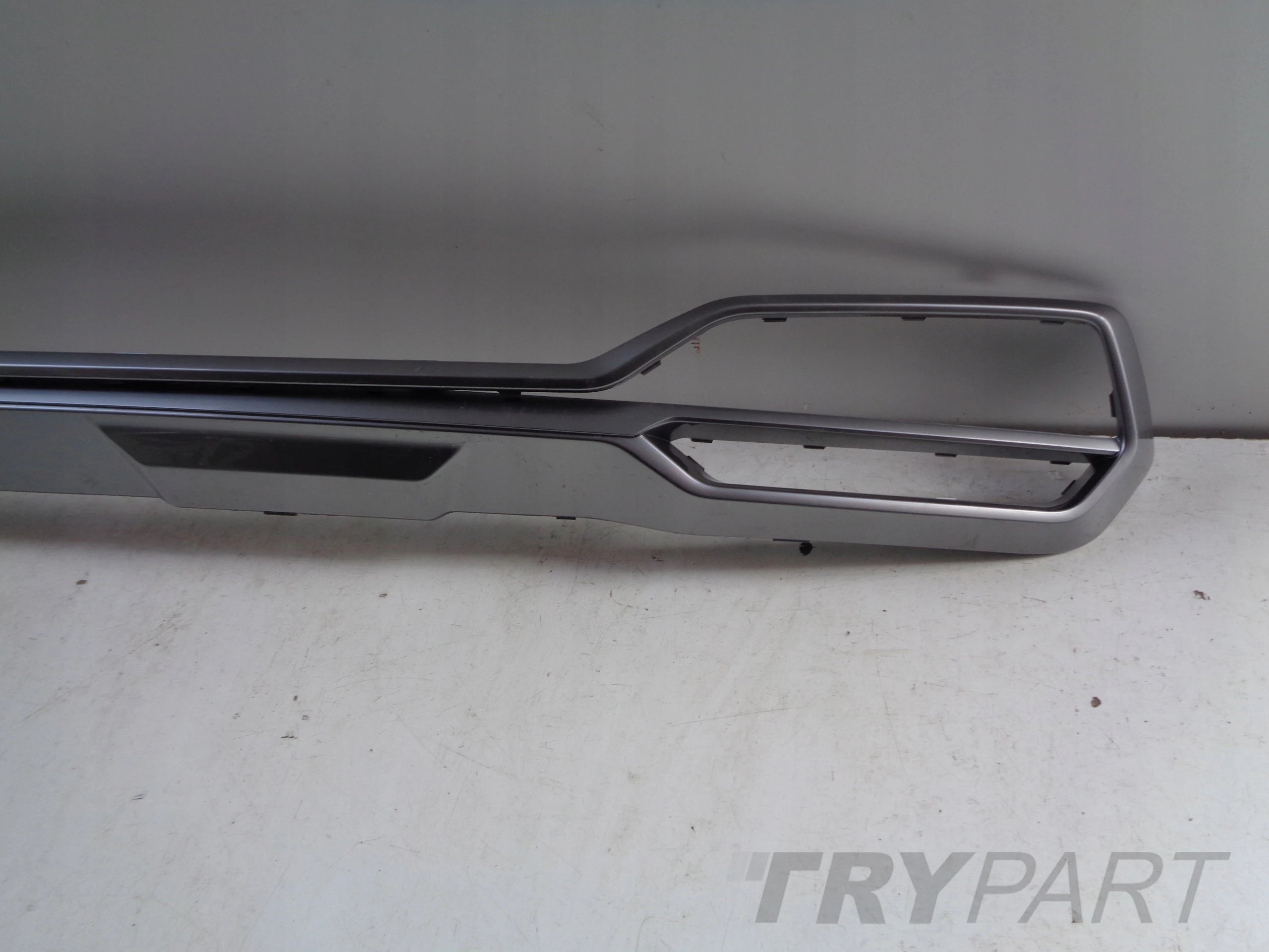 REAR BUMPER TRIM KIA SORENTO IV 20-