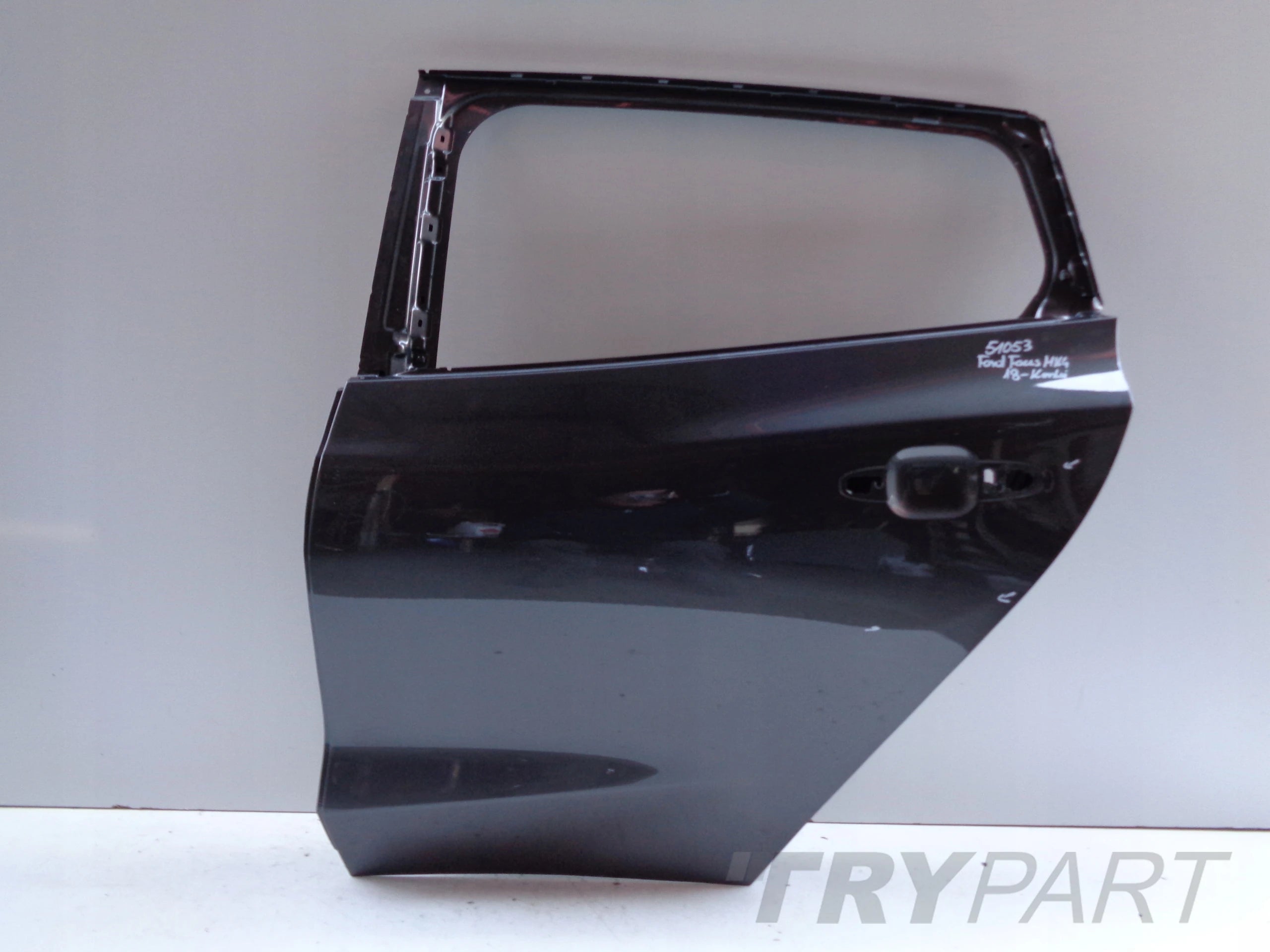 REAR LEFT DOOR FORD FOCUS MK4 18- ESTATE NO. 51053