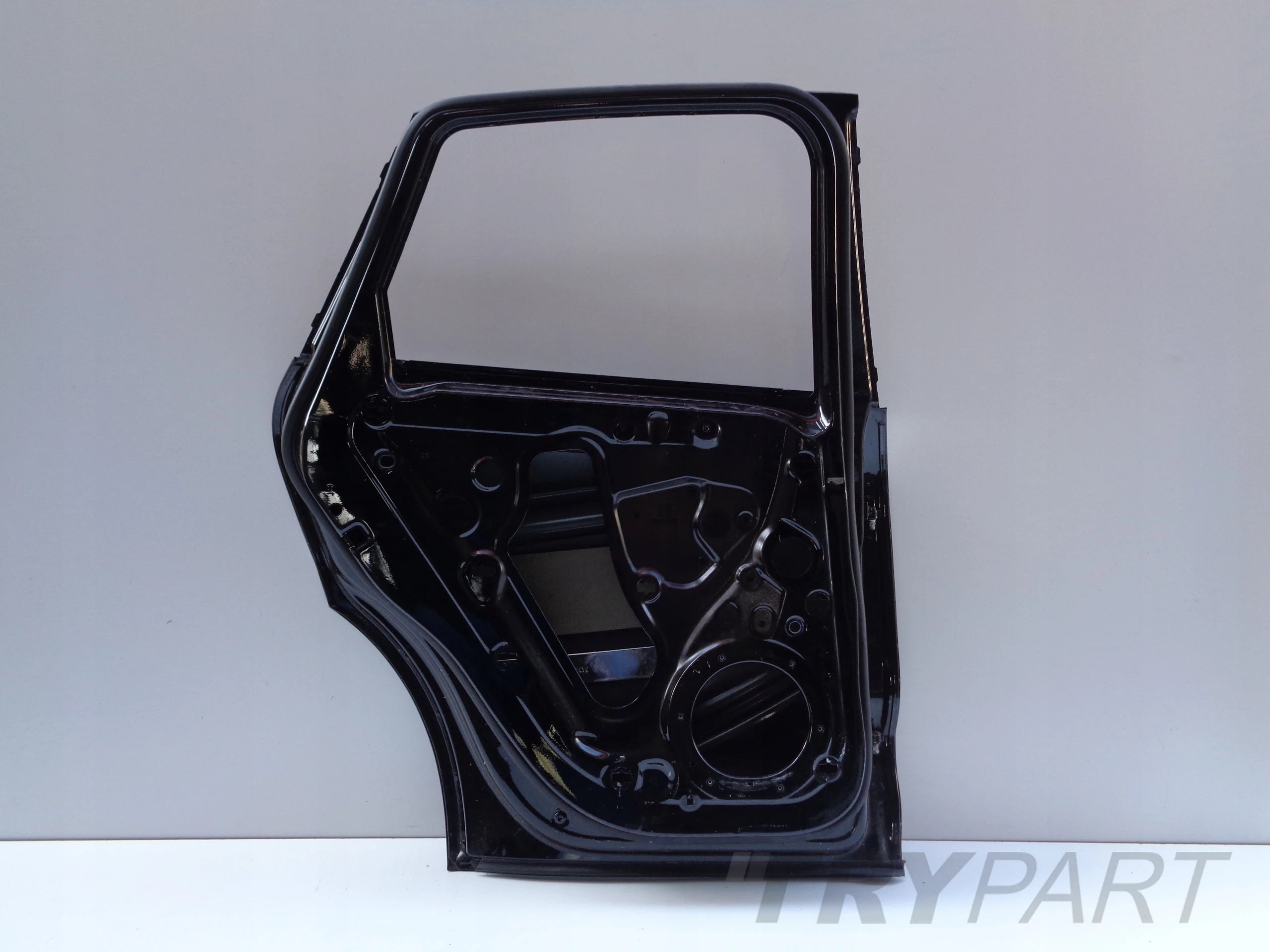 REAR LEFT DOOR PORSCHE MACAN 95B 14- NO. 46247