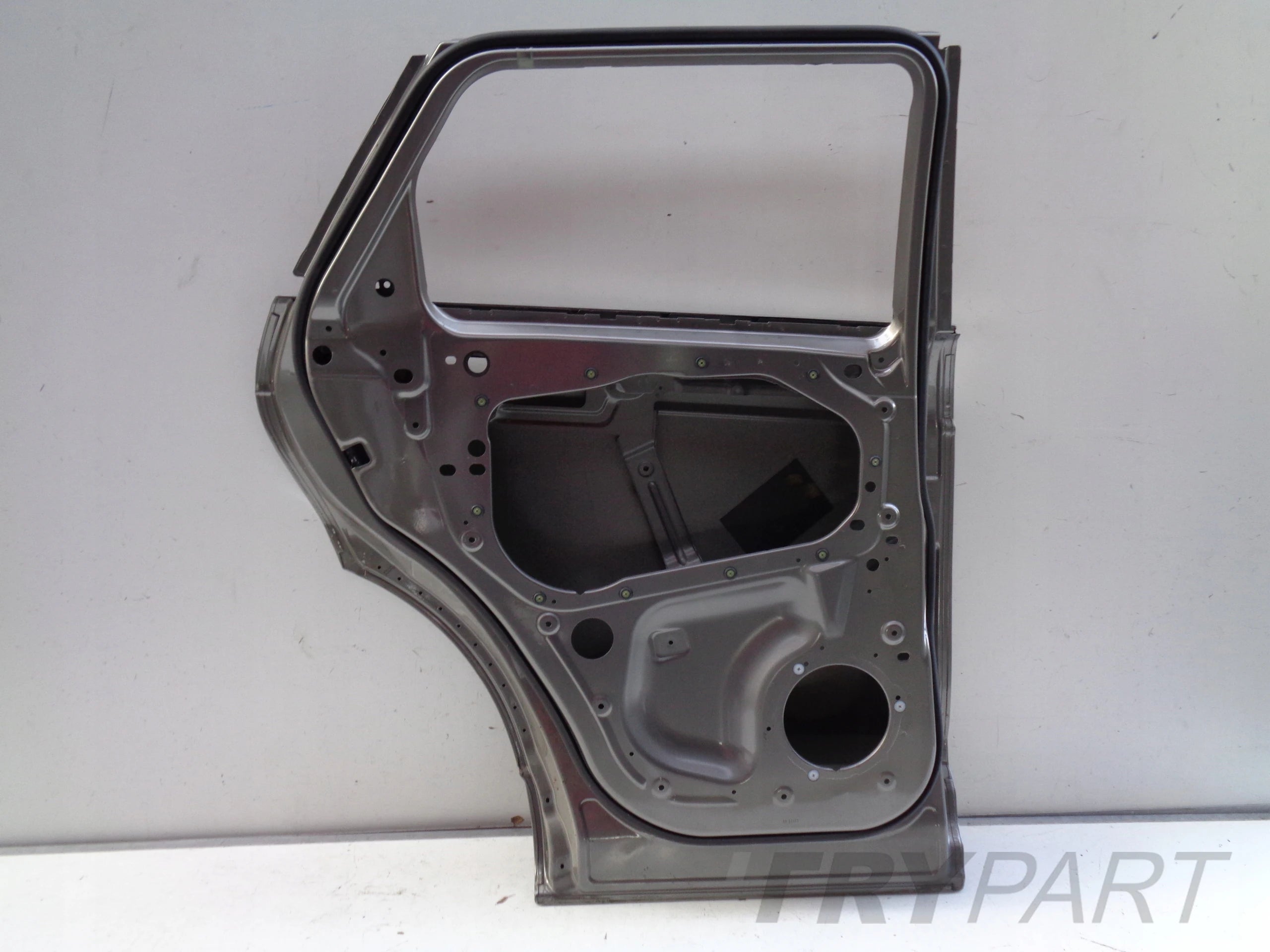 REAR LEFT DOOR RANGE ROVER EVOQUE II 19- NO. 37201