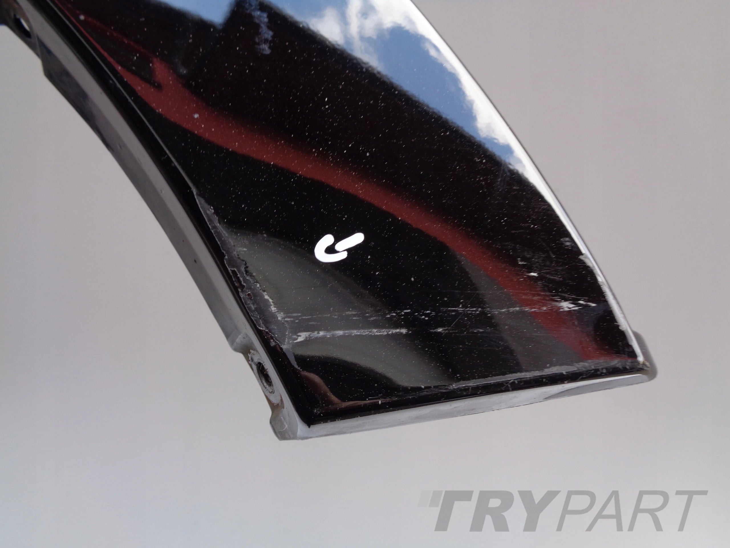 REAR LEFT FENDER MOLDING MITSUBISHI PAJERO IV 07-