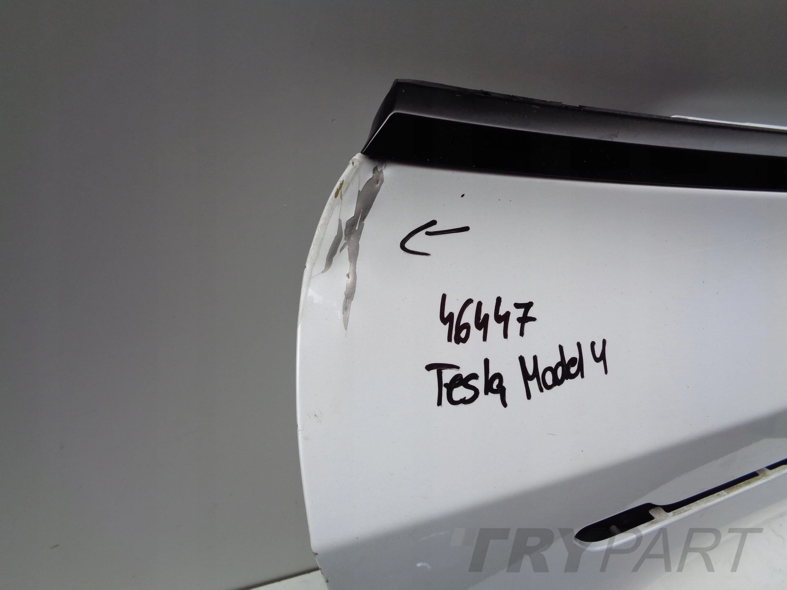 REAR RIGHT DOOR TESLA MODEL Y NO. 46447