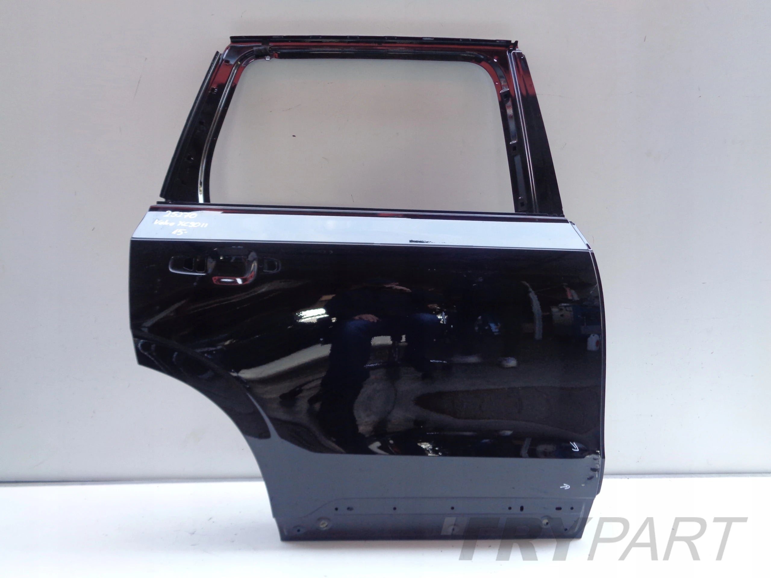 REAR RIGHT DOOR VOLVO XC90 II 15- NR 25270