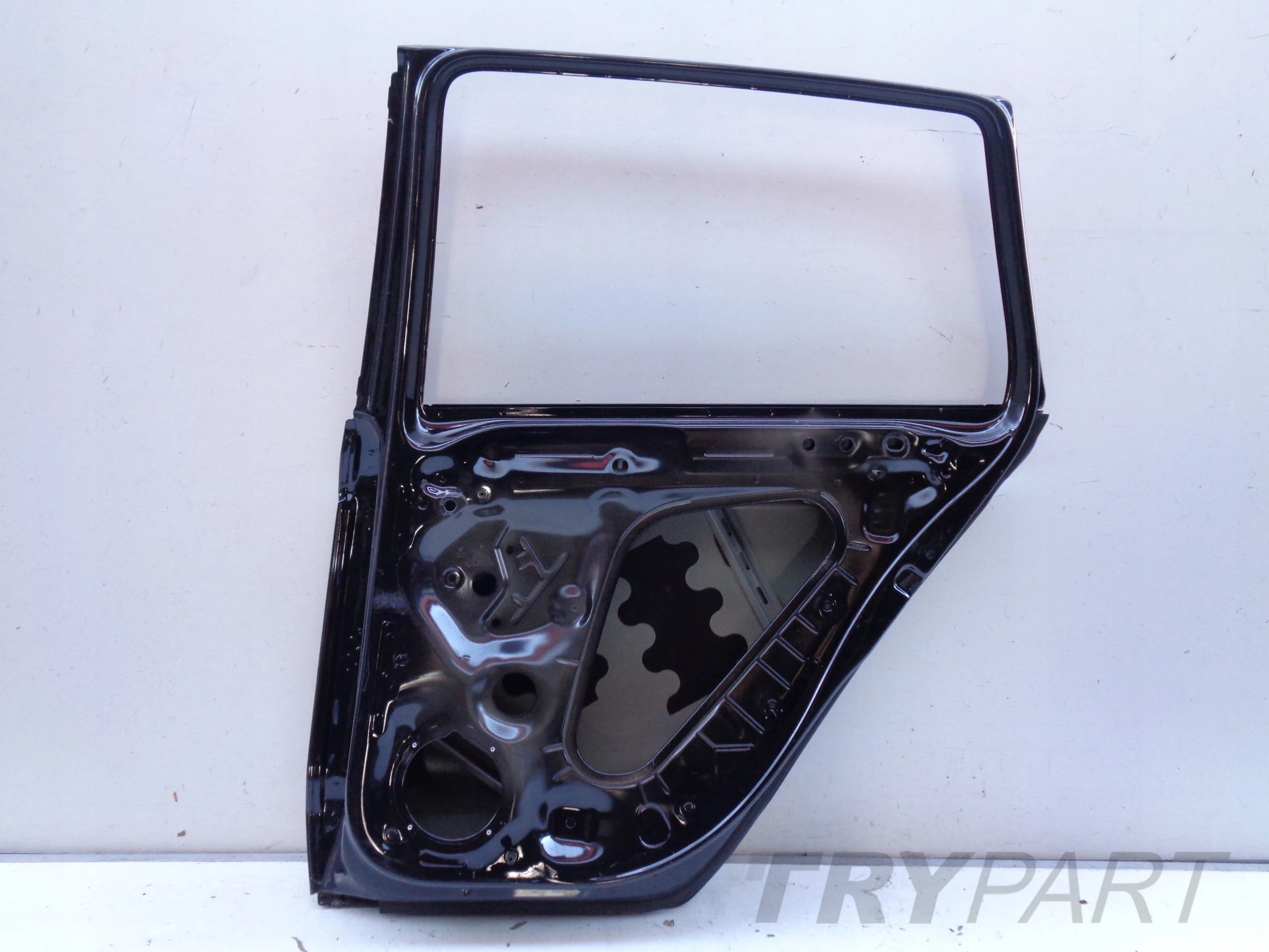REAR RIGHT DOOR VW GOLF SPORTSVAN 510 14- NR 45294