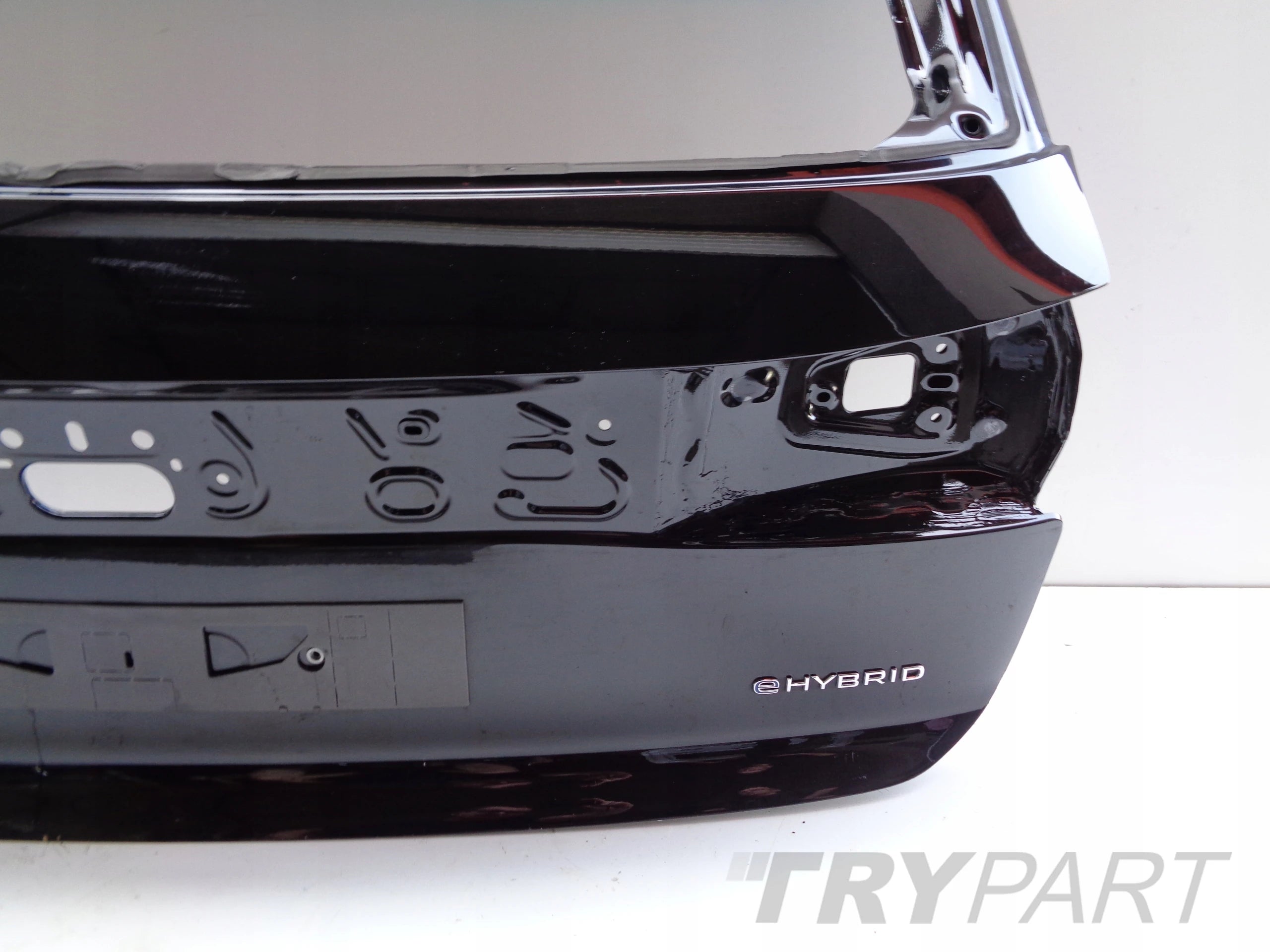 REAR TAILGATE VW TOUAREG III 760 23- FACELIFT NO. 46733