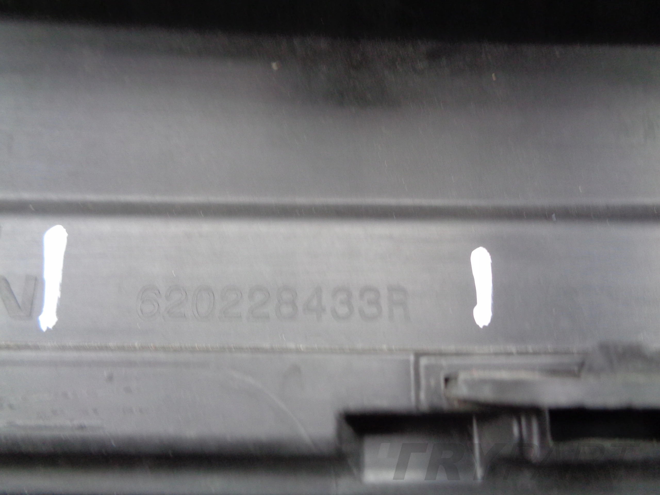 RENAULT TRAFIC III 14- FRONT BUMPER NO. 49971