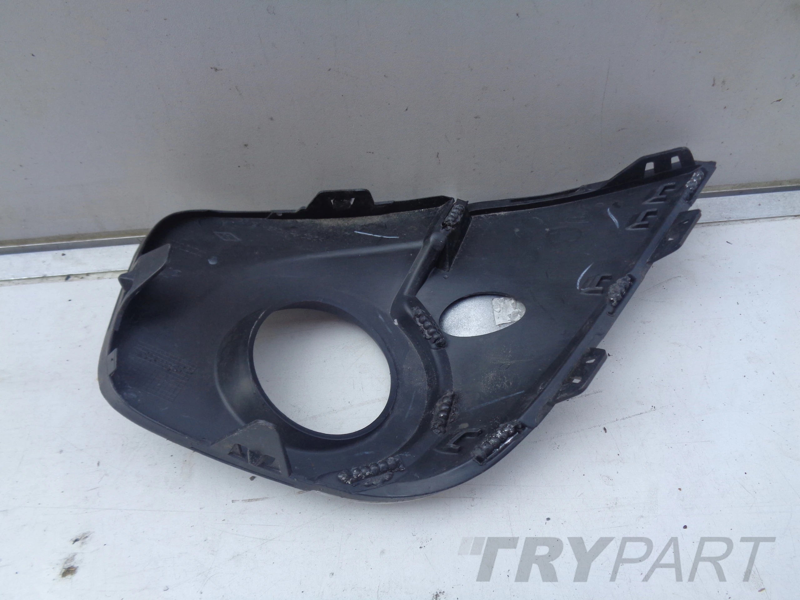 RIGHT BUMPER GRILLE RENAULT TWINGO GT 07-