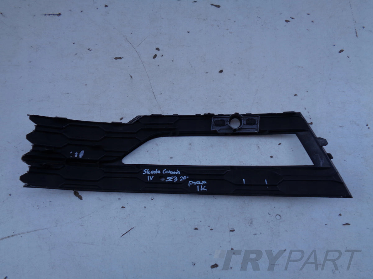 RIGHT BUMPER GRILLE SKODA OCTAVIA IV 4 5E3 20-