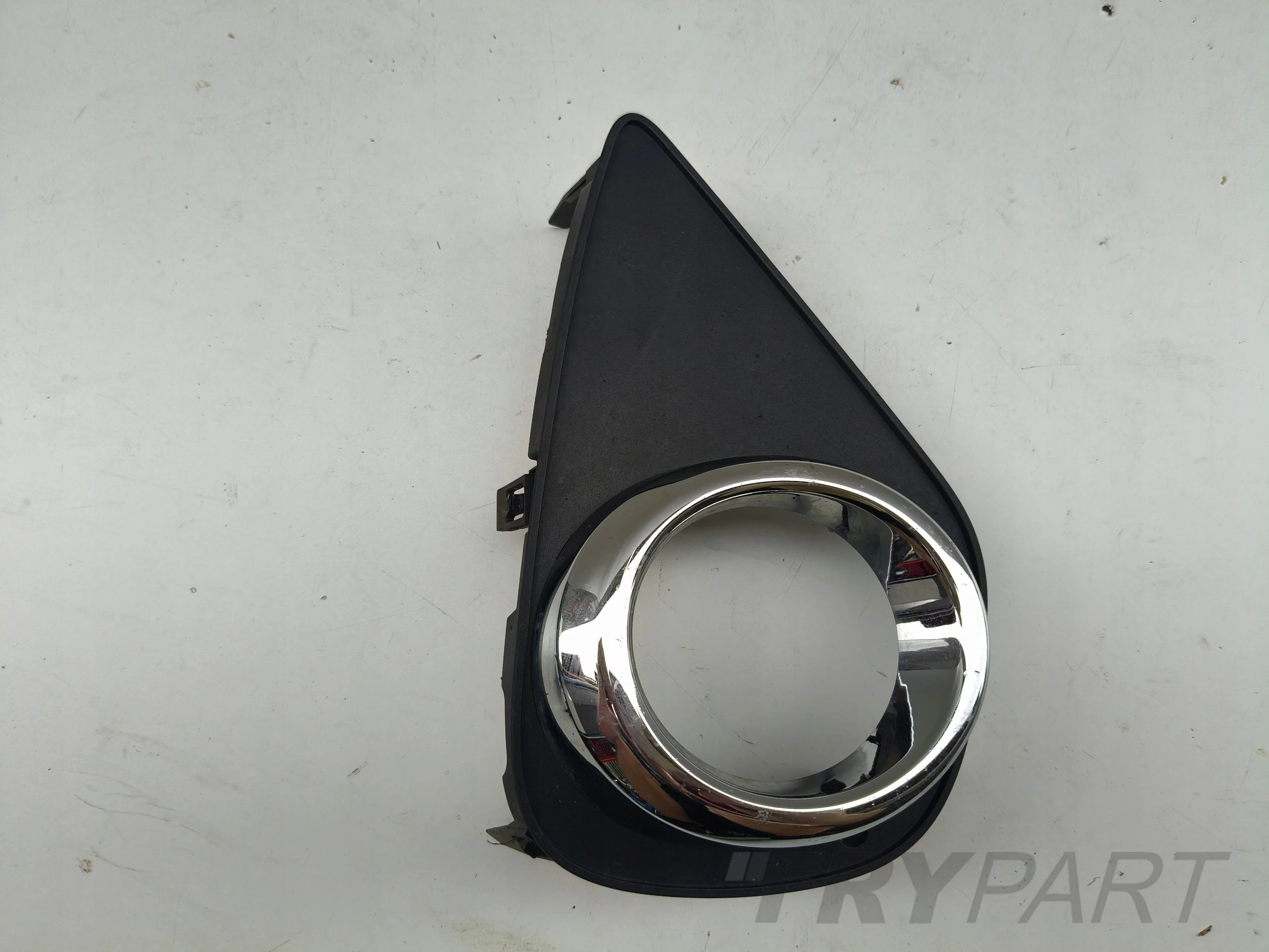 RIGHT BUMPER GRILLE TOYOTA YARIS III 14- FACELIFT