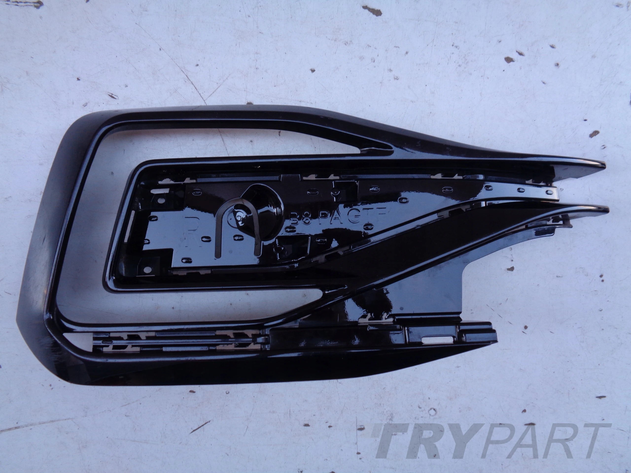 RIGHT BUMPER GRILLE VW PASSAT B8 3G 3G0 GTE 18- FACELIFT
