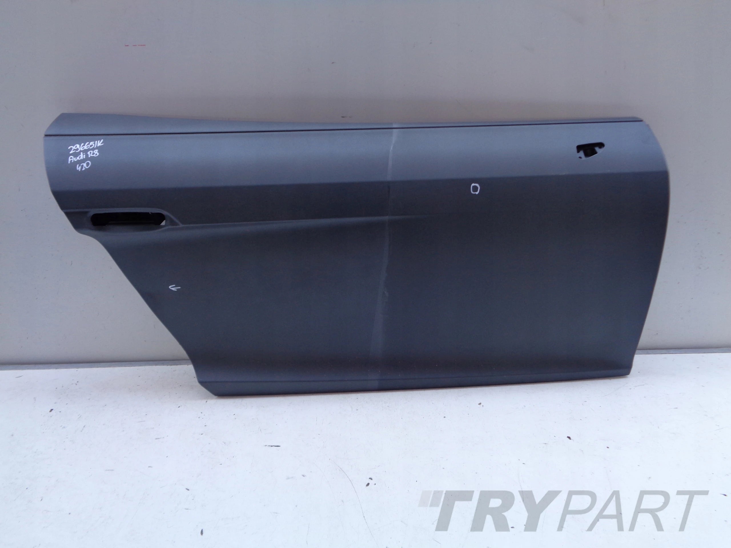 RIGHT DOOR AUDI R8 420 427 06- SPYDER CONVERTIBLE