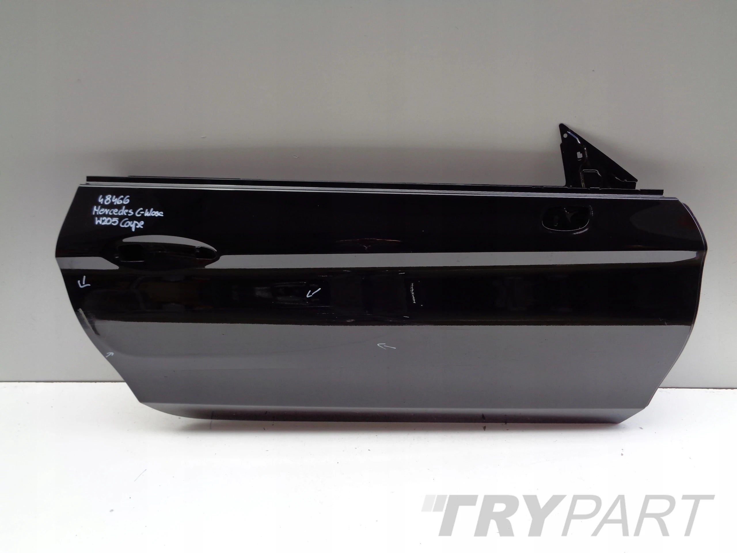 RIGHT DOOR MERCEDES C-CLASS W205 COUPE NO. 48466