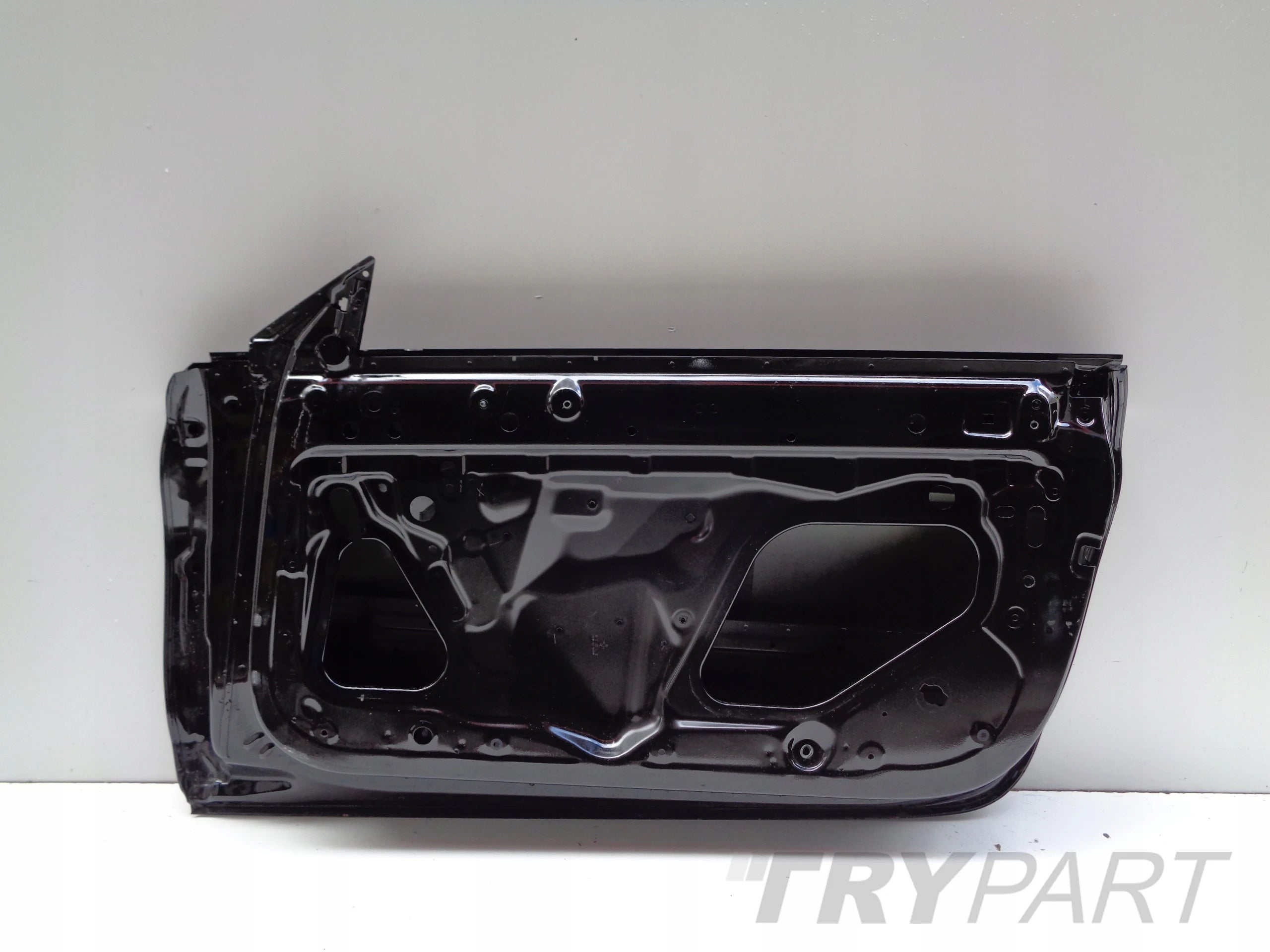 RIGHT DOOR MERCEDES C-CLASS W205 COUPE NO. 48466