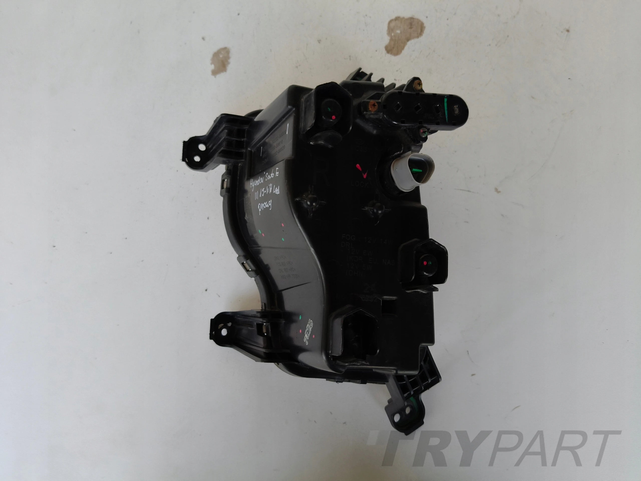 RIGHT FOG LIGHT HYUNDAI GRAND SANTA FE III 15- FACELIFT LED DRL