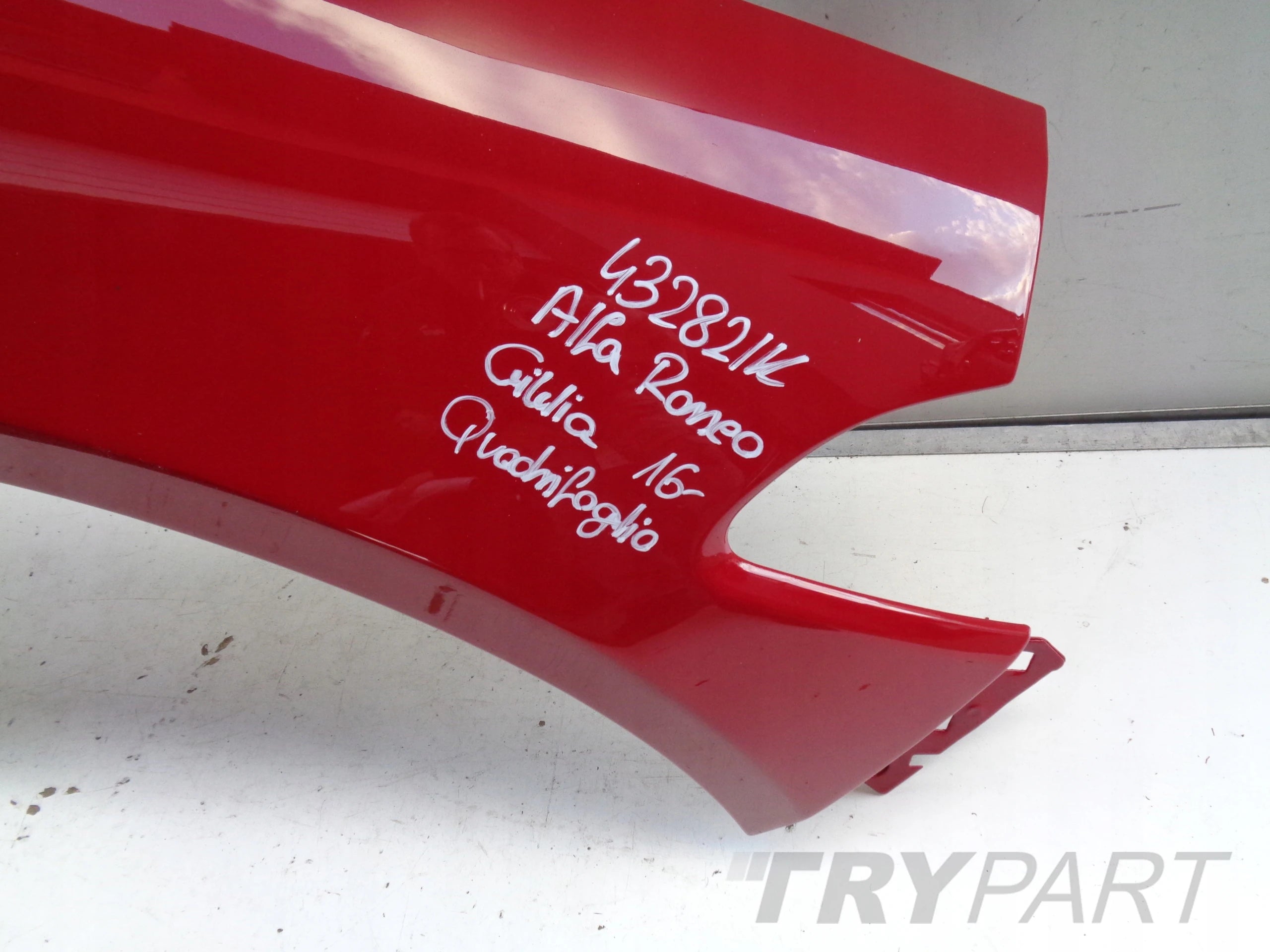 RIGHT FRONT FENDER ALFA ROMEO GIULIA QV QUADRIFOGLIO NO. 43282