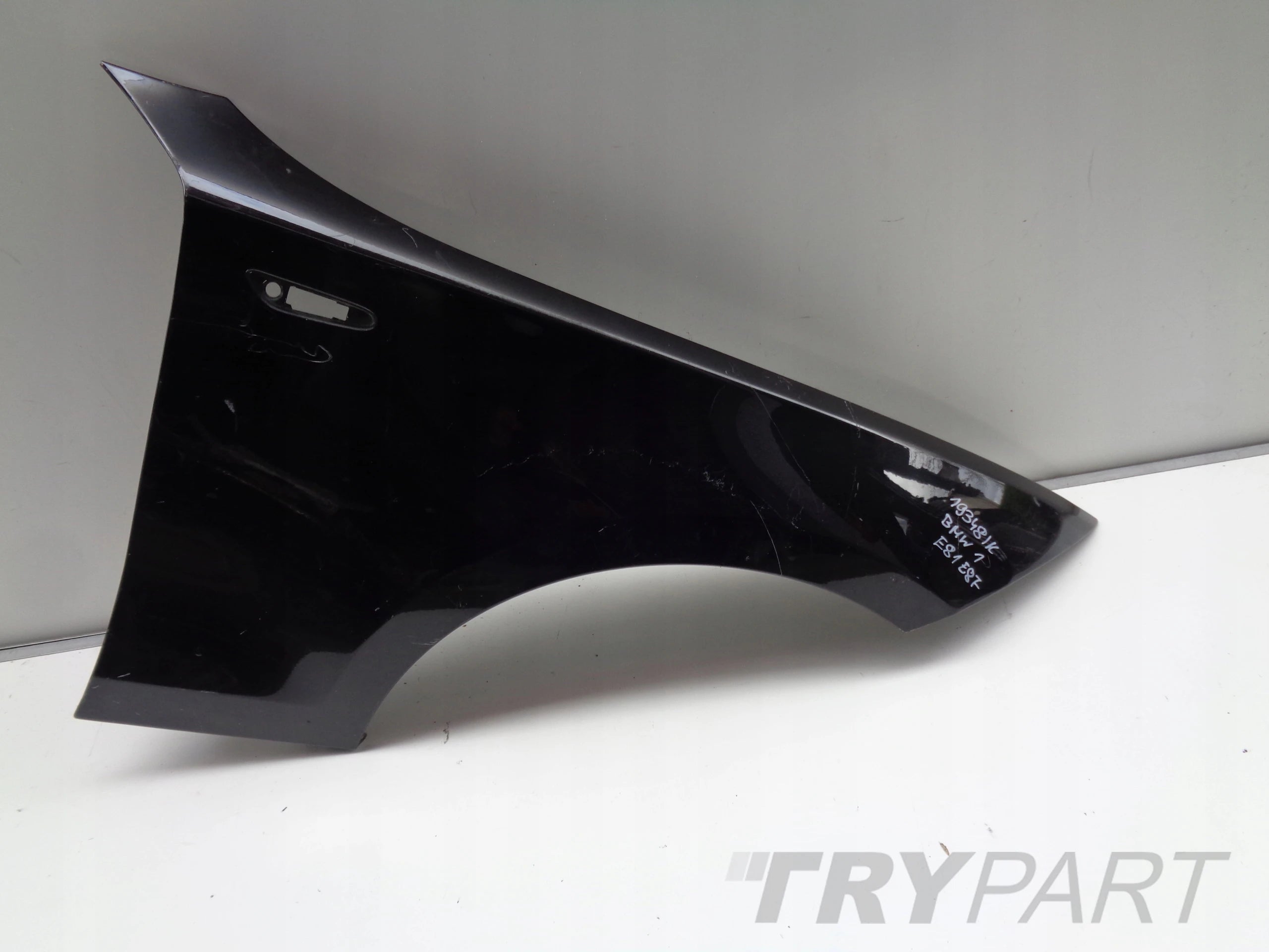 RIGHT FRONT FENDER BMW 1 E81 E87 NO. 19348