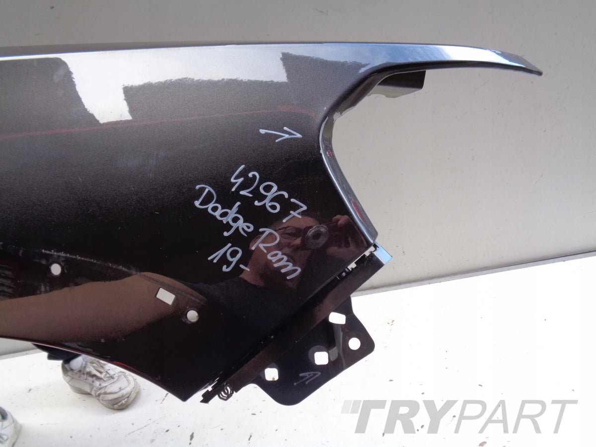 RIGHT FRONT FENDER DODGE RAM 19- NO. 42967