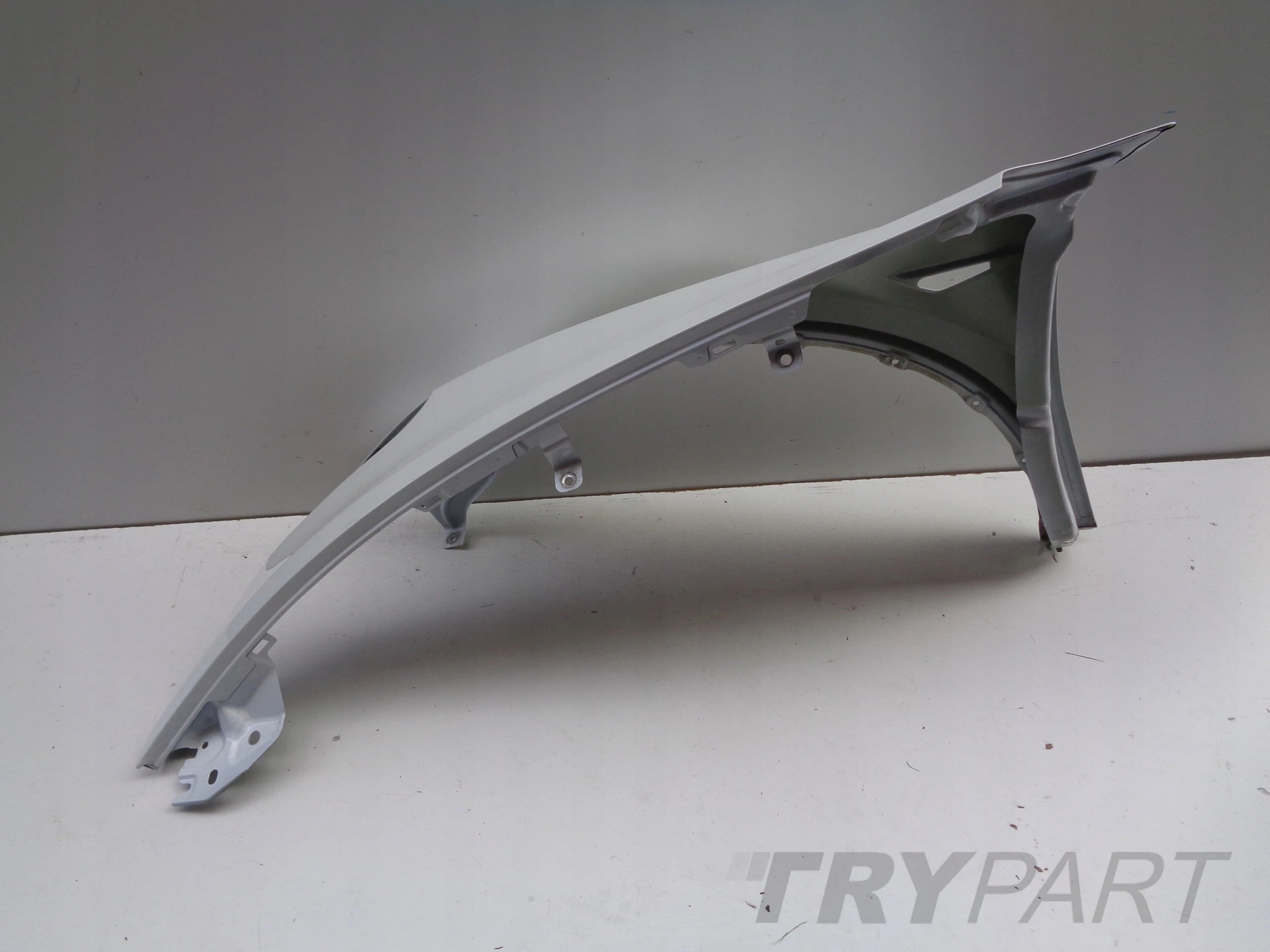 RIGHT FRONT FENDER FOR TESLA MODEL Y NO. 48688