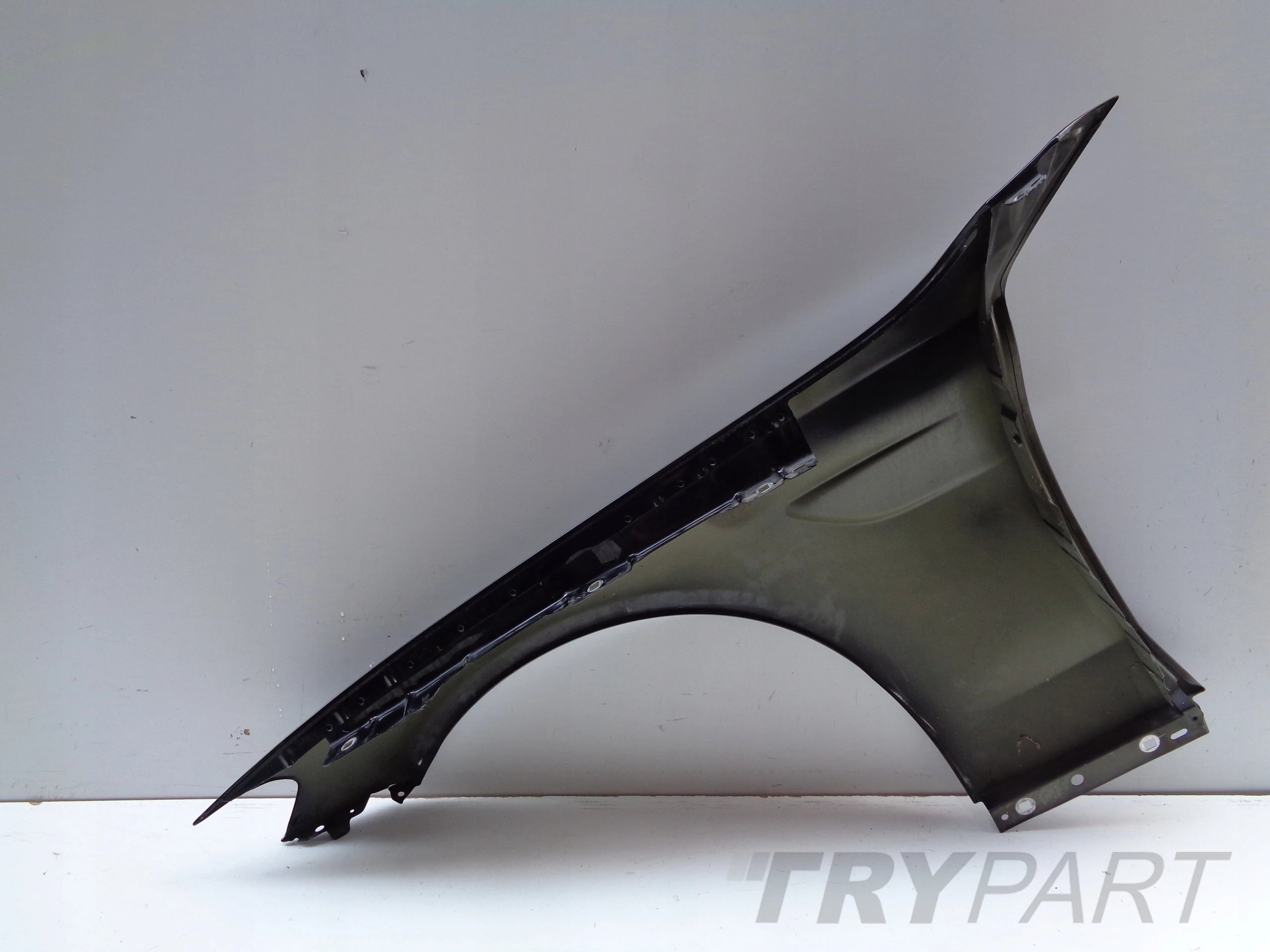 RIGHT FRONT FENDER MERCEDES C-CLASS W205 14- AMG NO. 47113