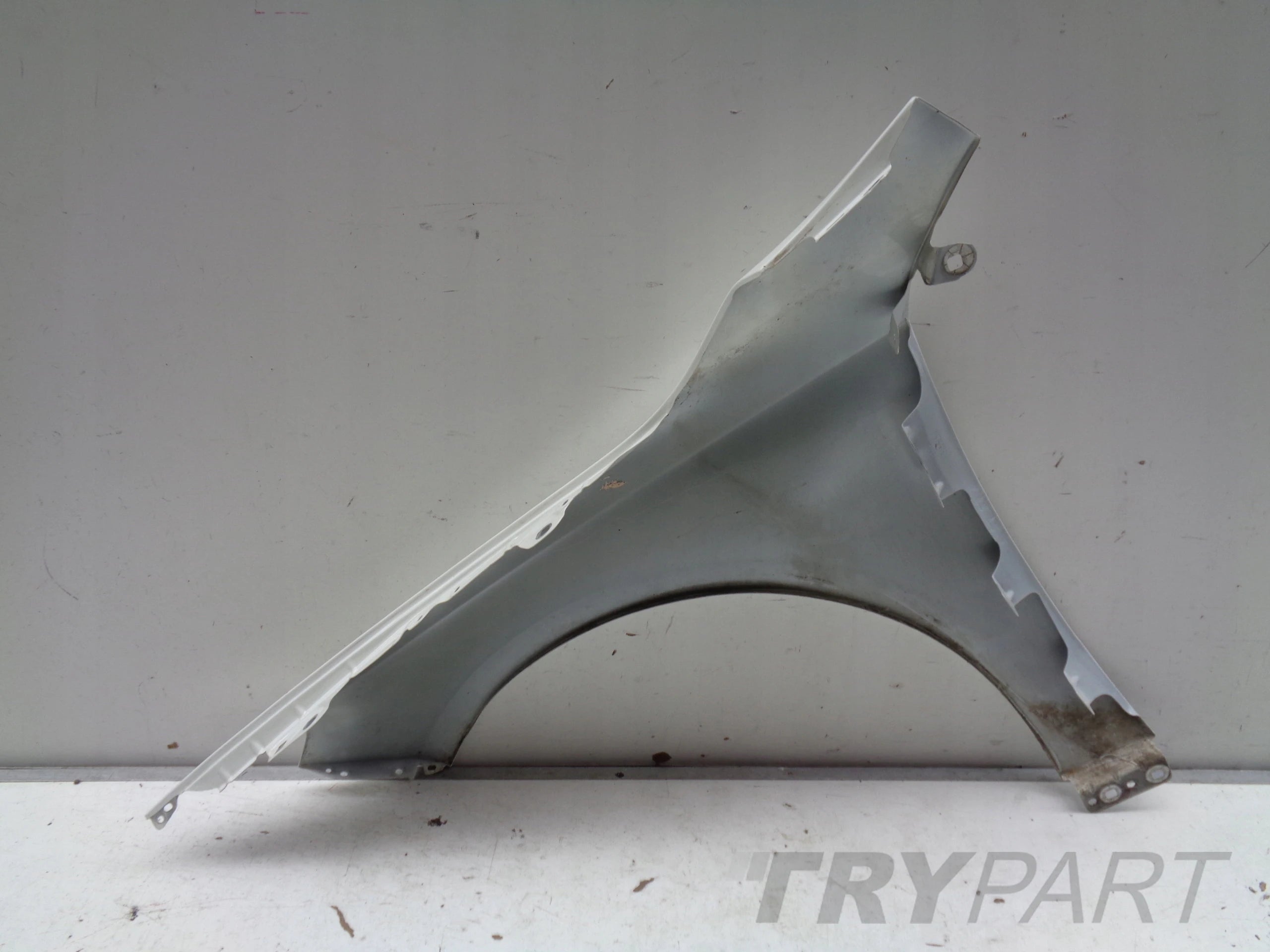 RIGHT FRONT FENDER MERCEDES CLA W117 13- NO. 42827