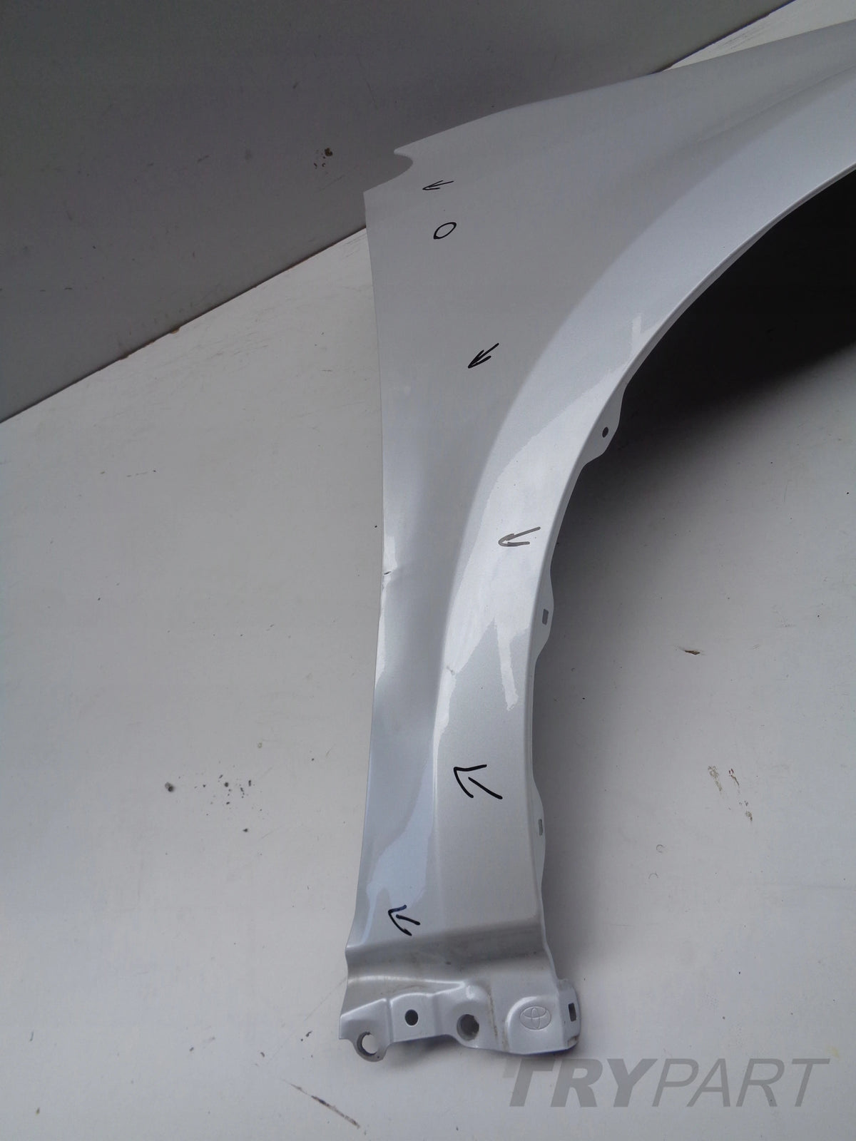 RIGHT FRONT FENDER TOYOTA YARIS IV 20- NO. 47556
