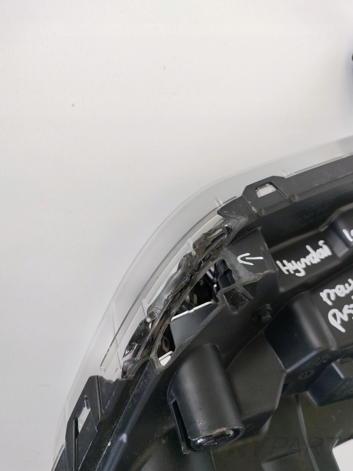 RIGHT HALOGEN HYUNDAI IONIQ LIFT LED