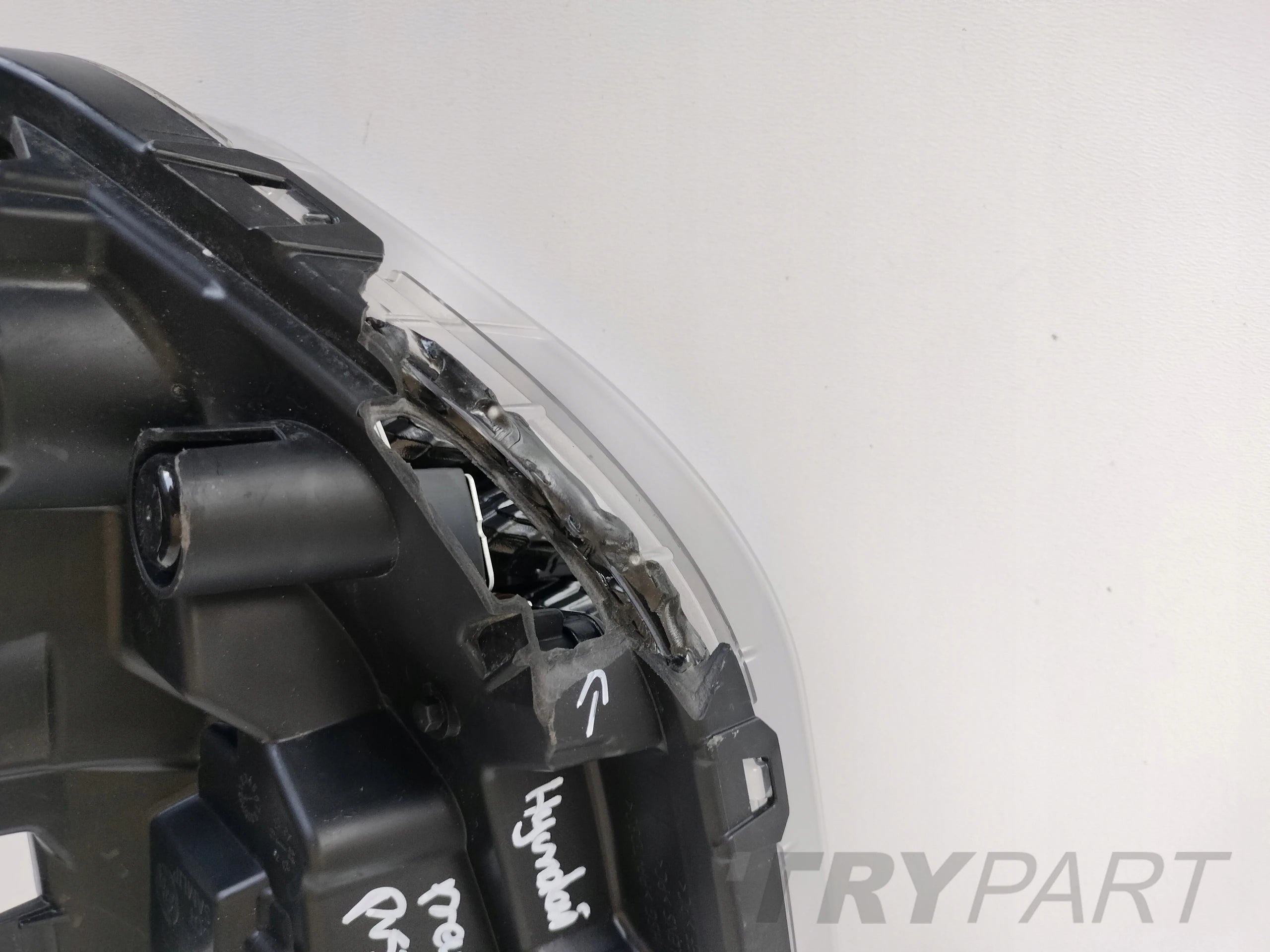 RIGHT HALOGEN HYUNDAI IONIQ LIFT LED