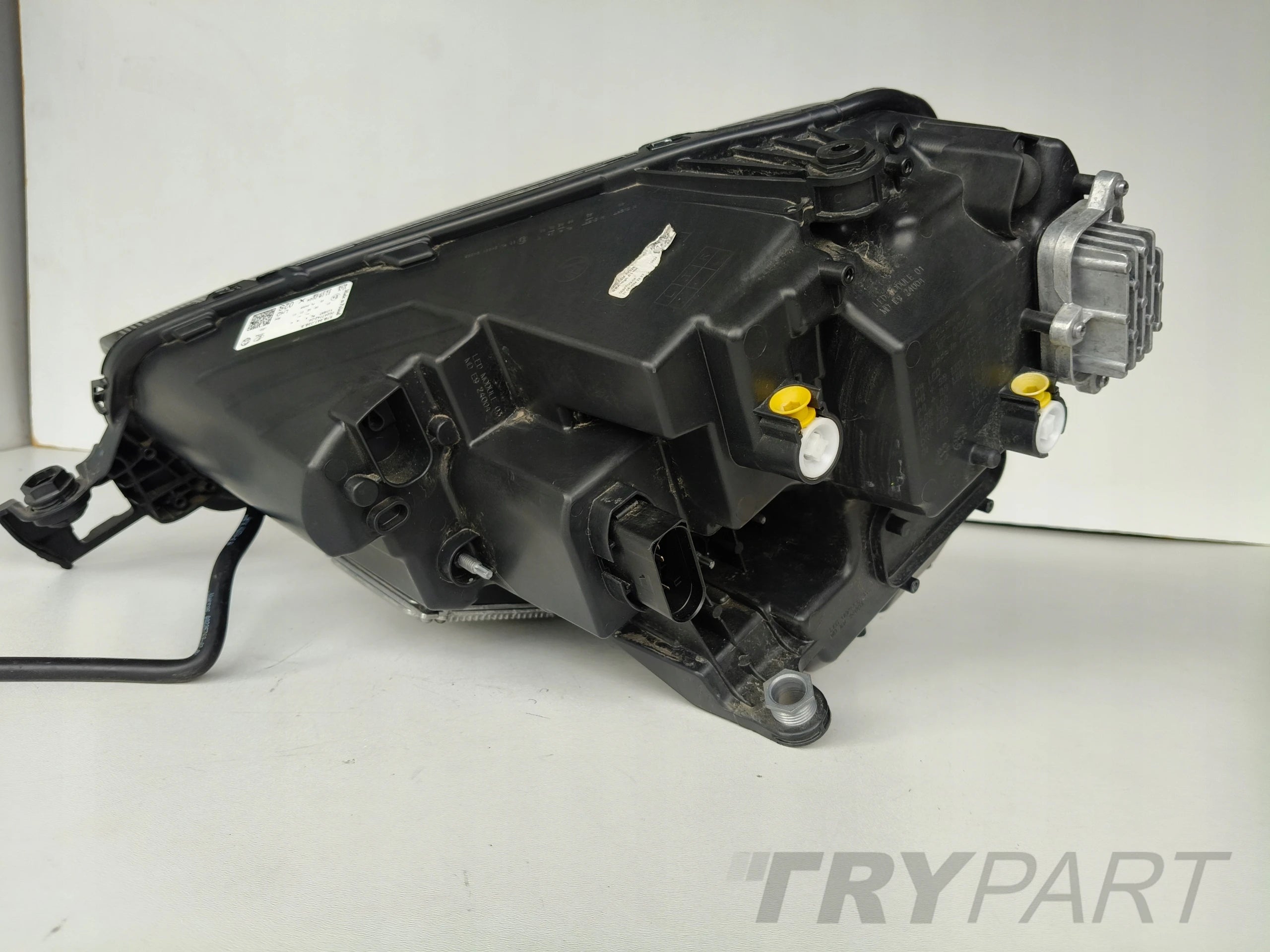 RIGHT HEADLAMP HEADLIGHT SKODA KAROQ 57A 21- LIFT FULL LED