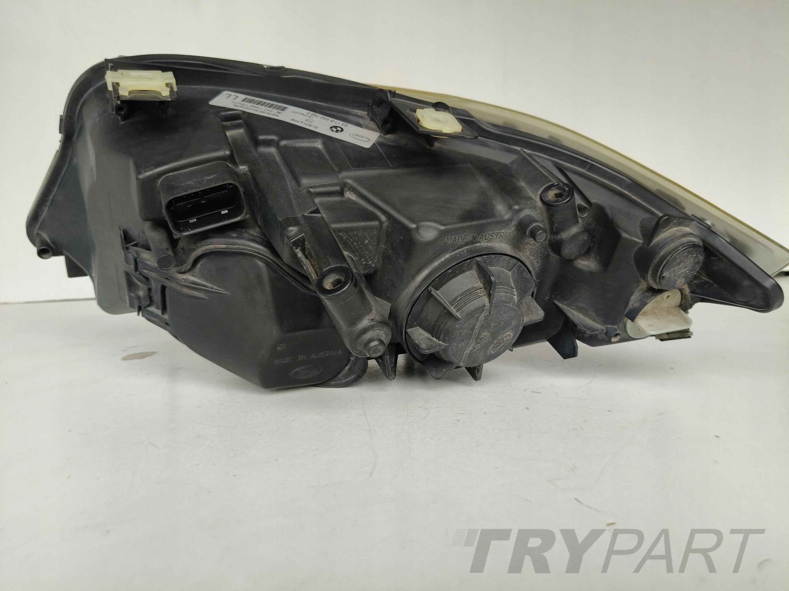 RIGHT HEADLIGHT BMW 3 E90 E91 04-08 ZKW