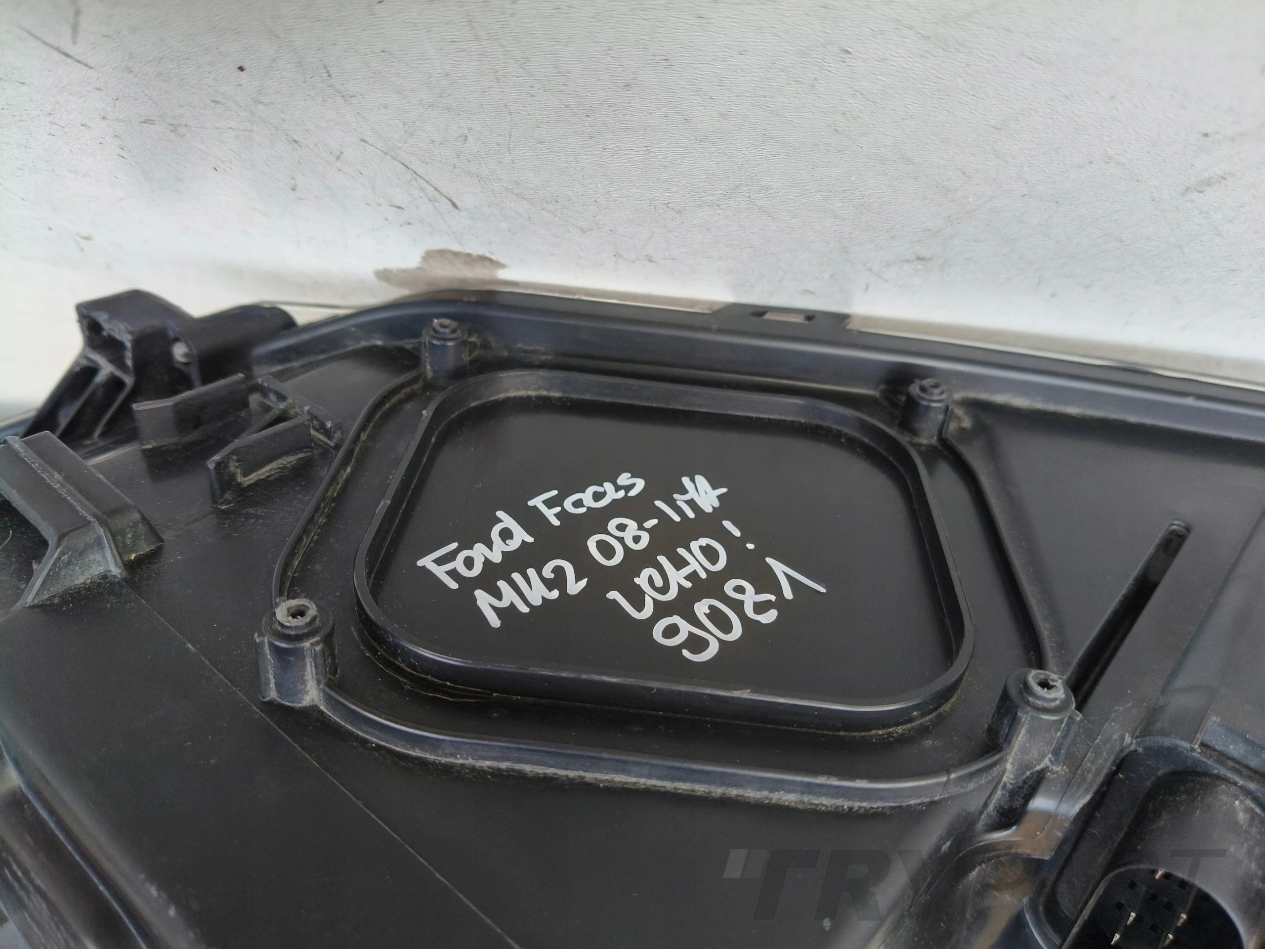 RIGHT HEADLIGHT FORD FOCUS MK2 08- LIFT
