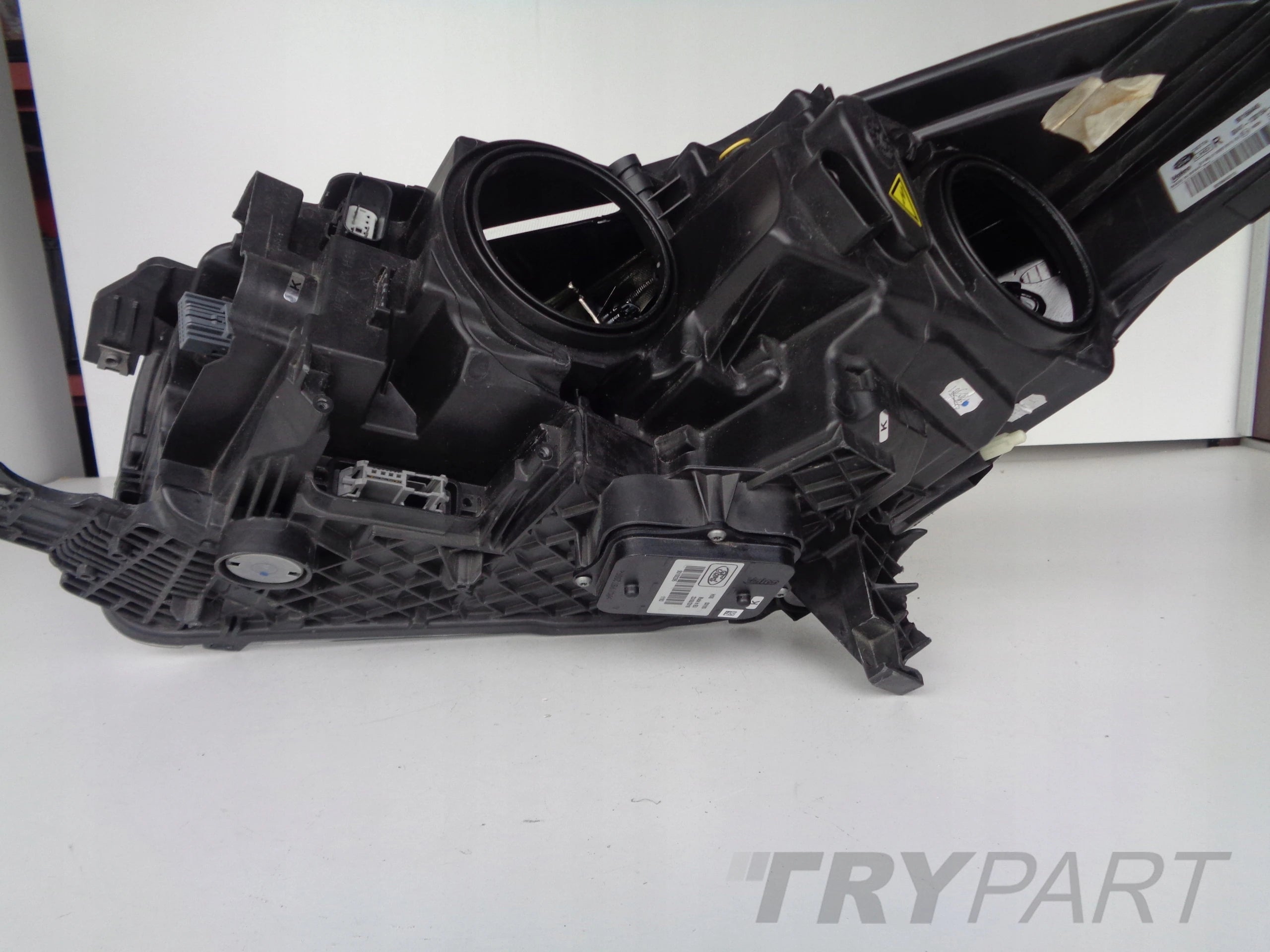 RIGHT HEADLIGHT FORD KUGA MK2 16- LIFT XENON LED ADAPTIVE DARK