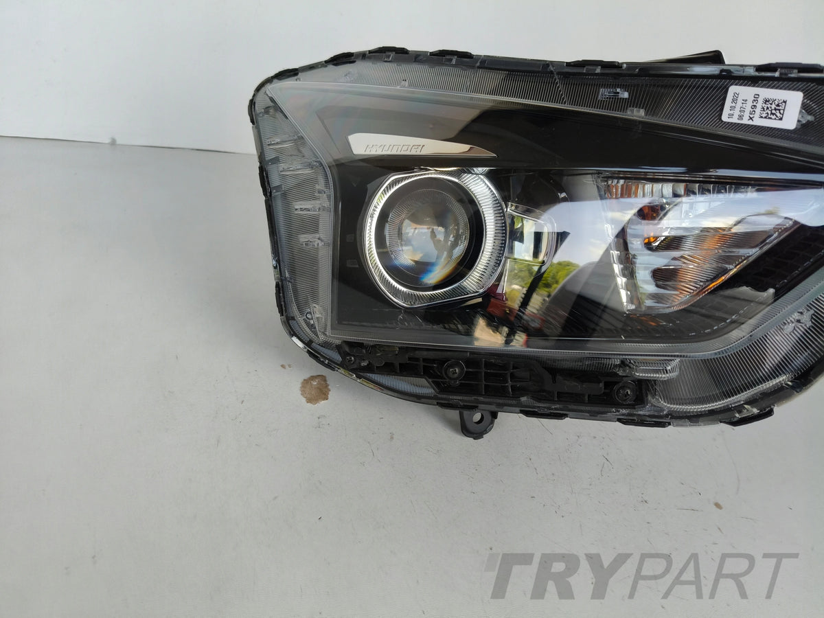 RIGHT HEADLIGHT HYUNDAI BAYON 21-