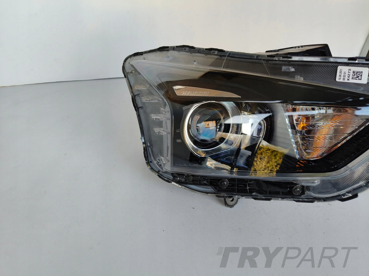 RIGHT HEADLIGHT HYUNDAI BAYON 21-