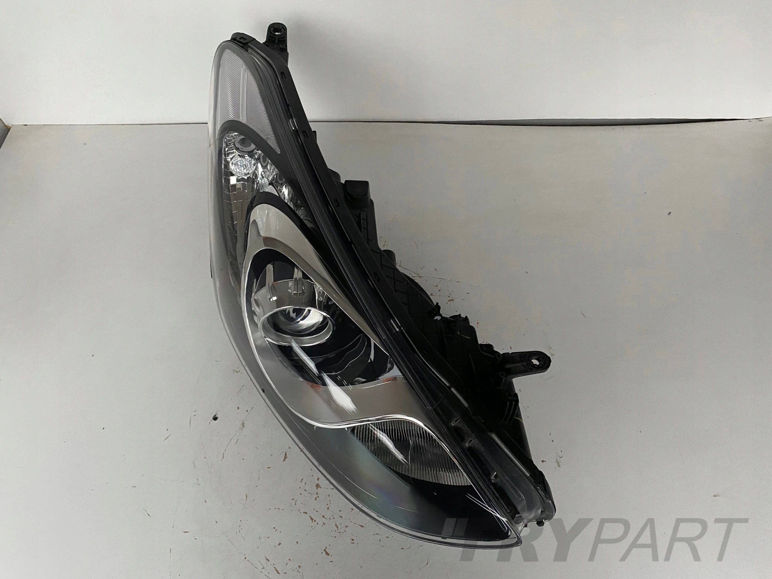 RIGHT HEADLIGHT HYUNDAI I30 II 12-