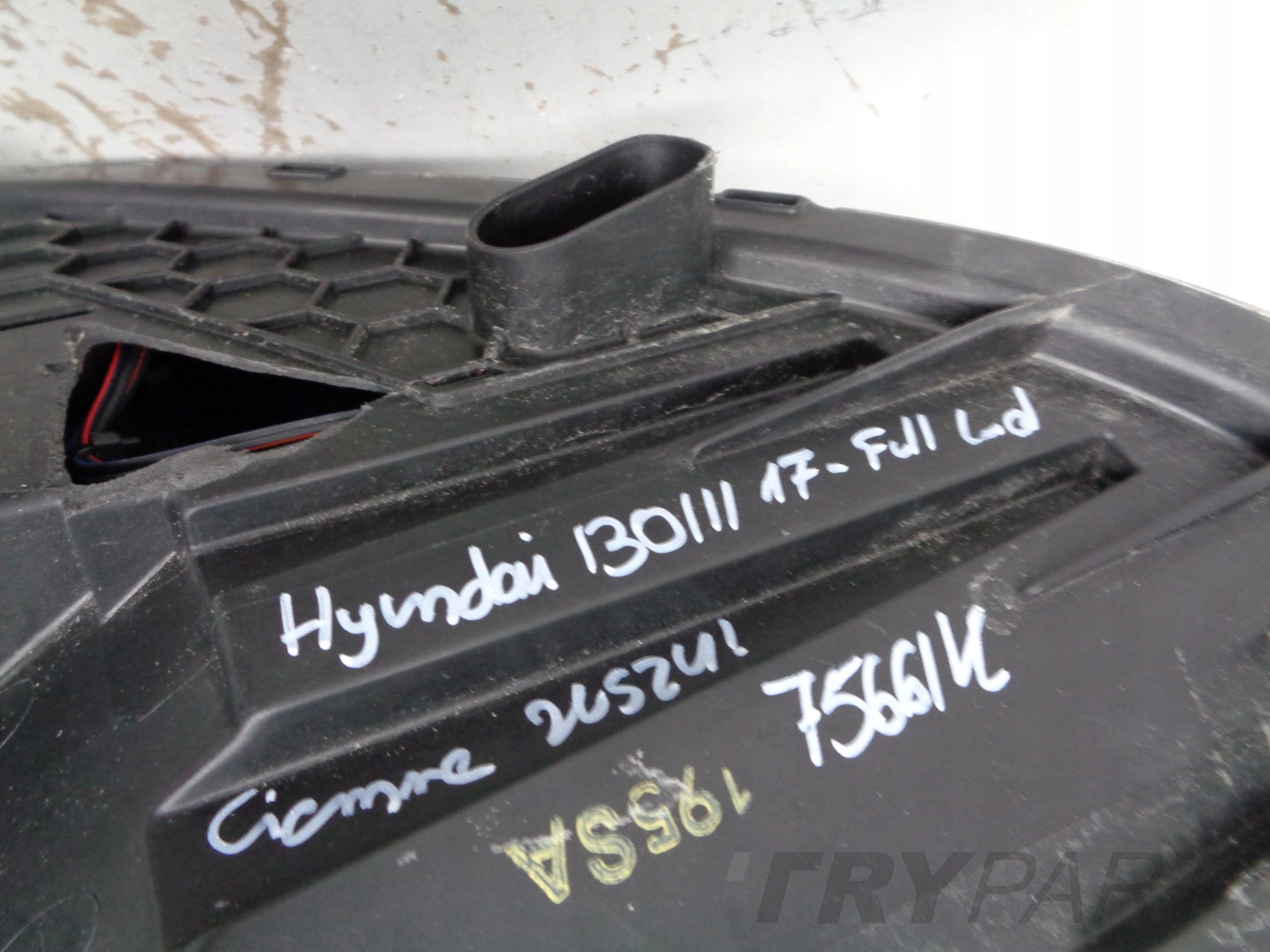 RIGHT HEADLIGHT HYUNDAI I30 III 17- FULL LED BLACK